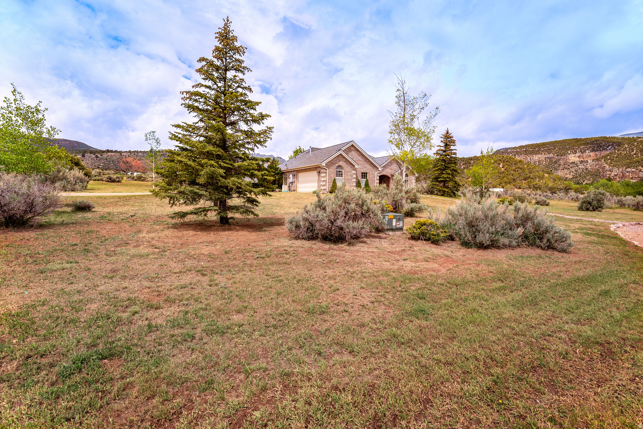 main property photo 54