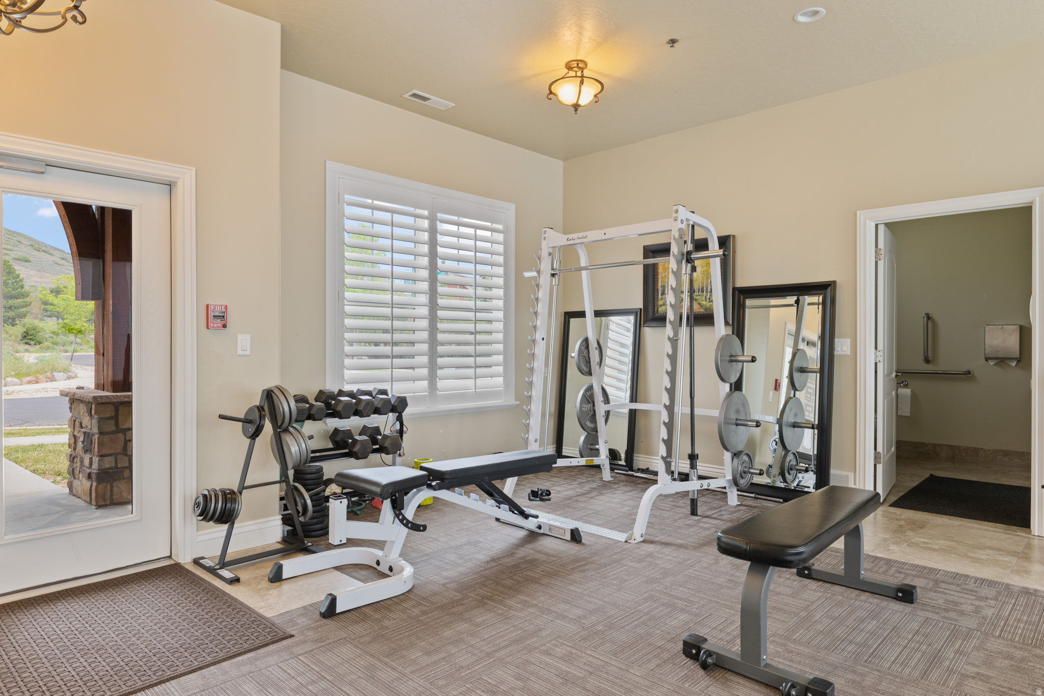 main property photo 40