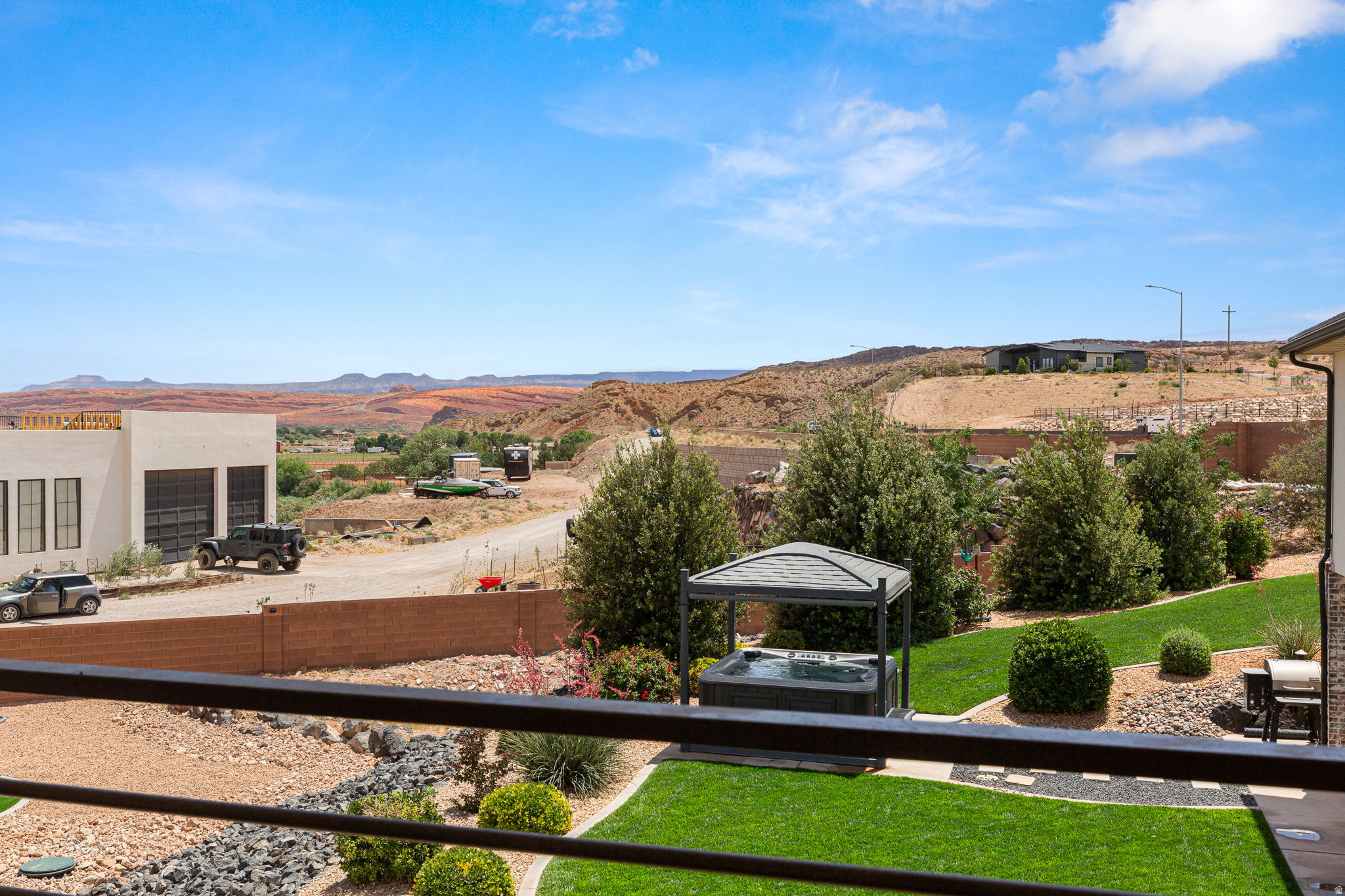 main property photo 35