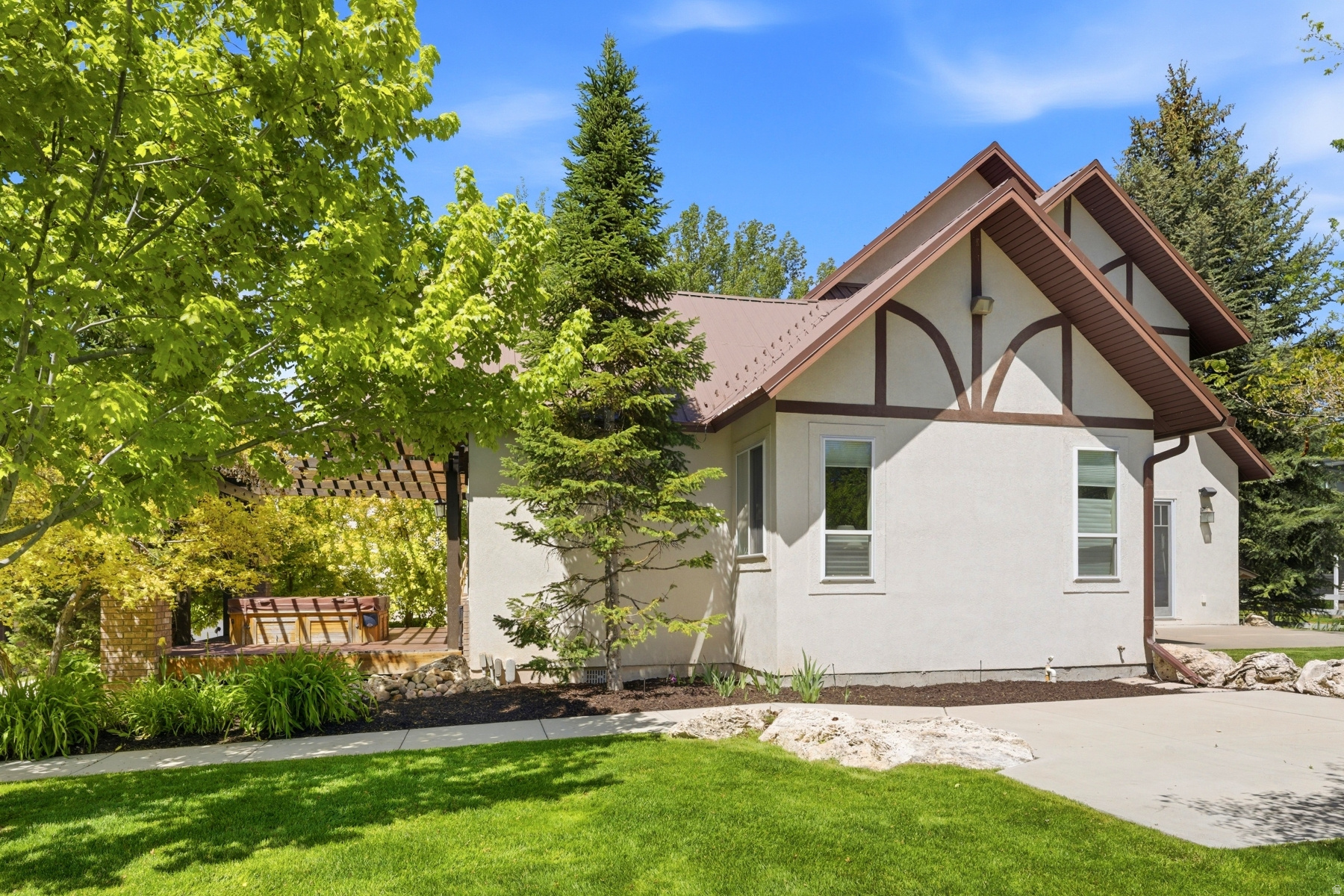 main property photo 100