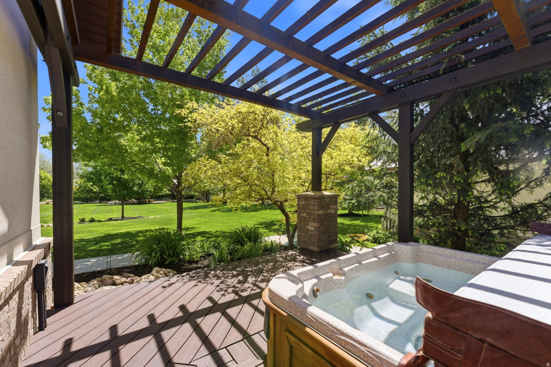 main property photo 51