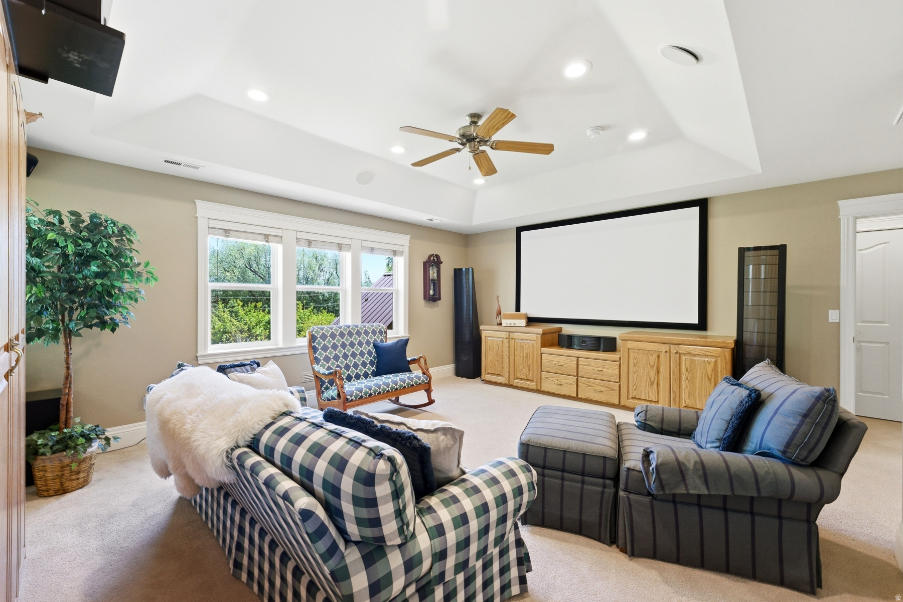 main property photo 73