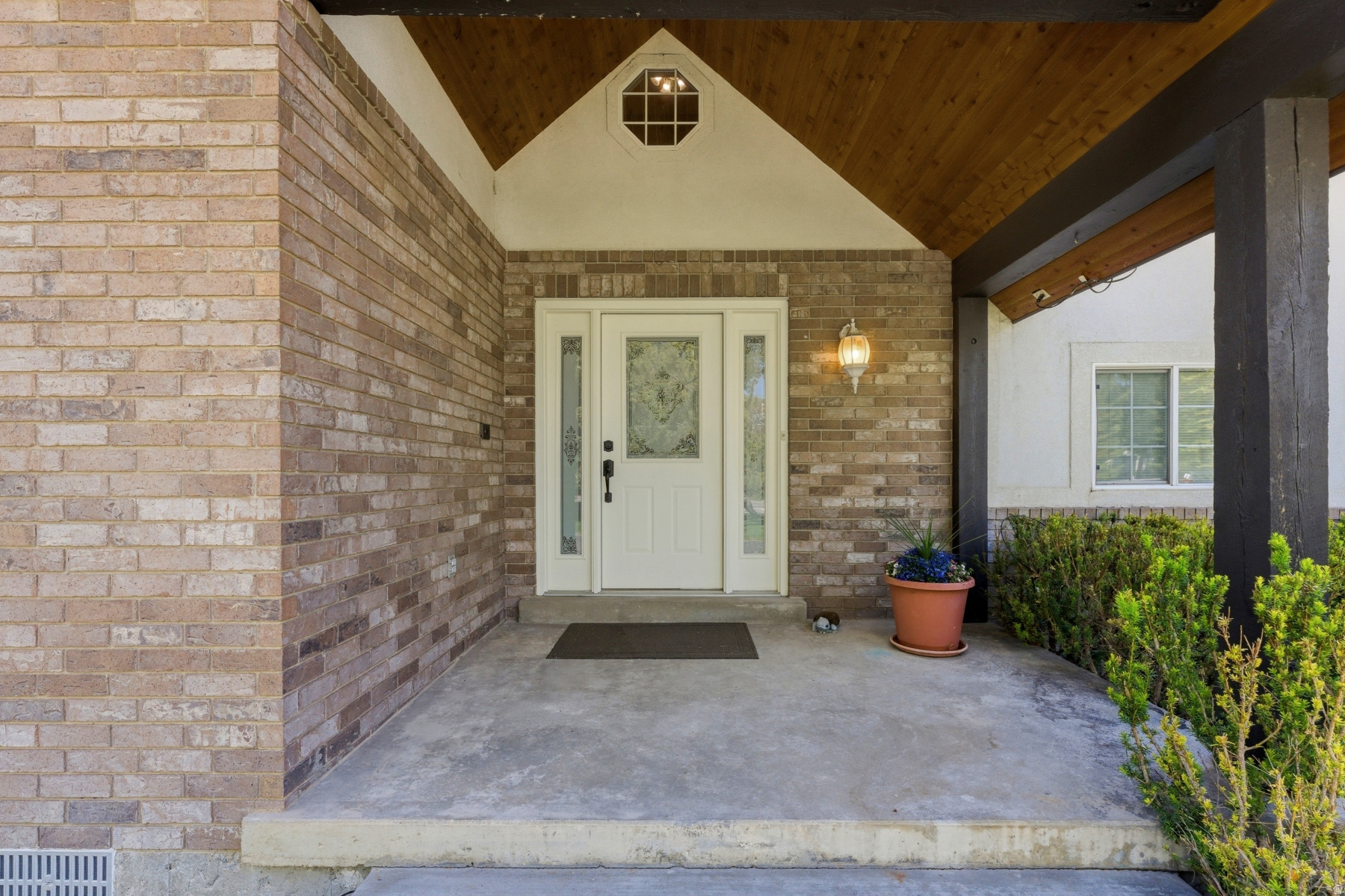 main property photo 95