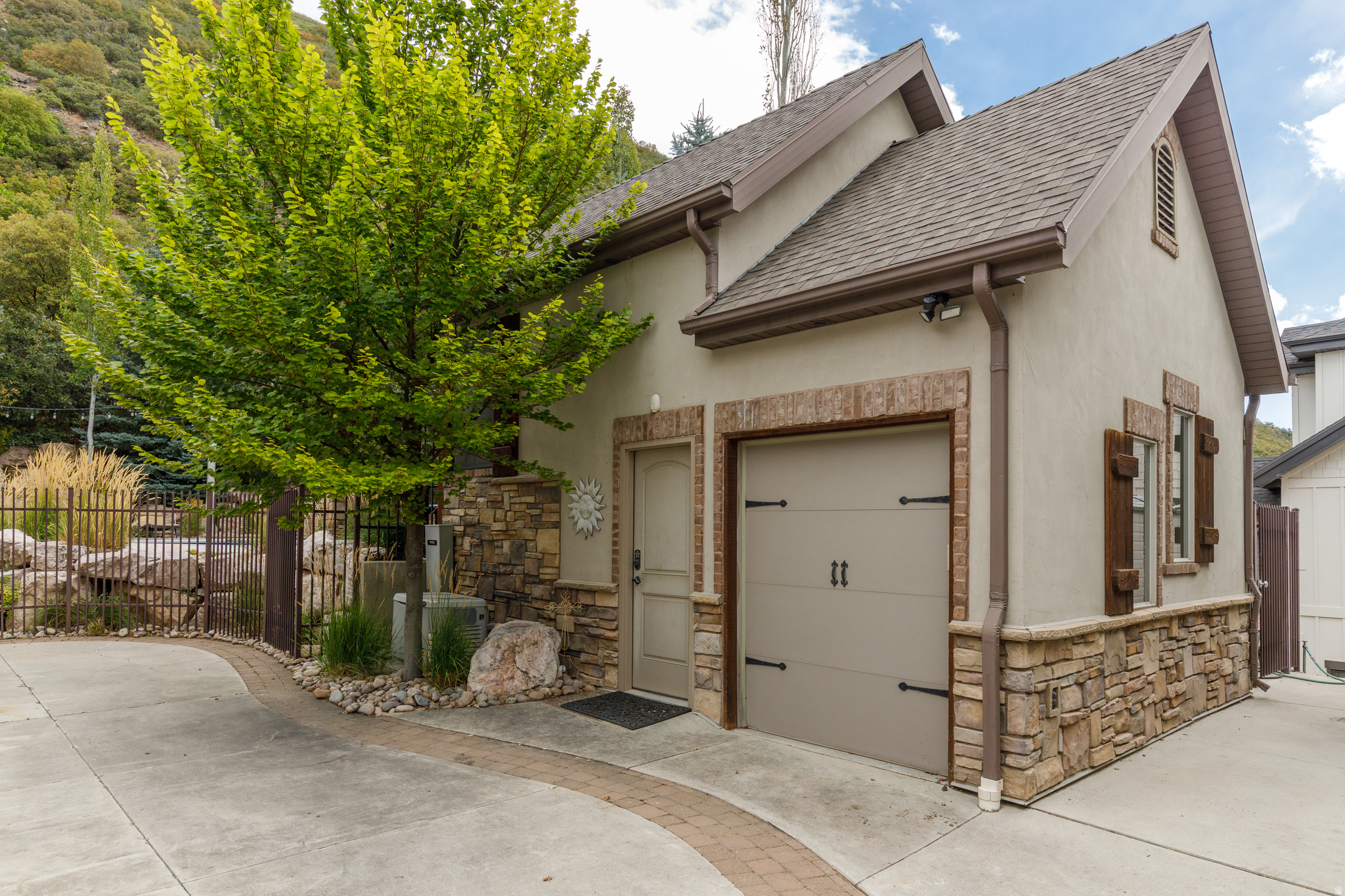 main property photo 69