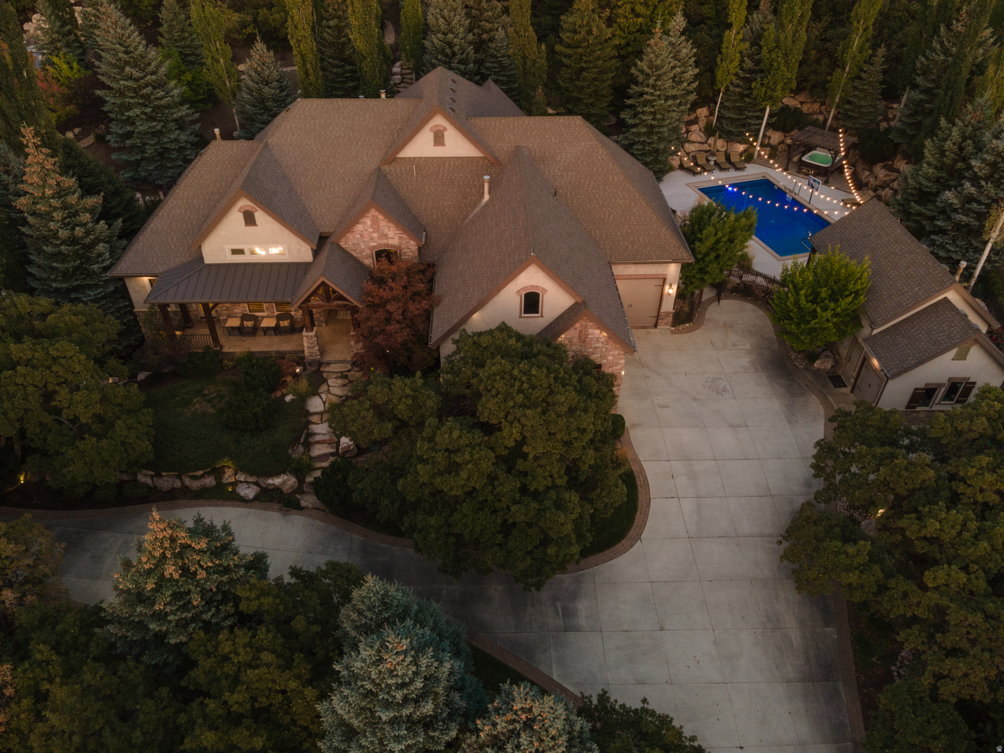 main property photo 77