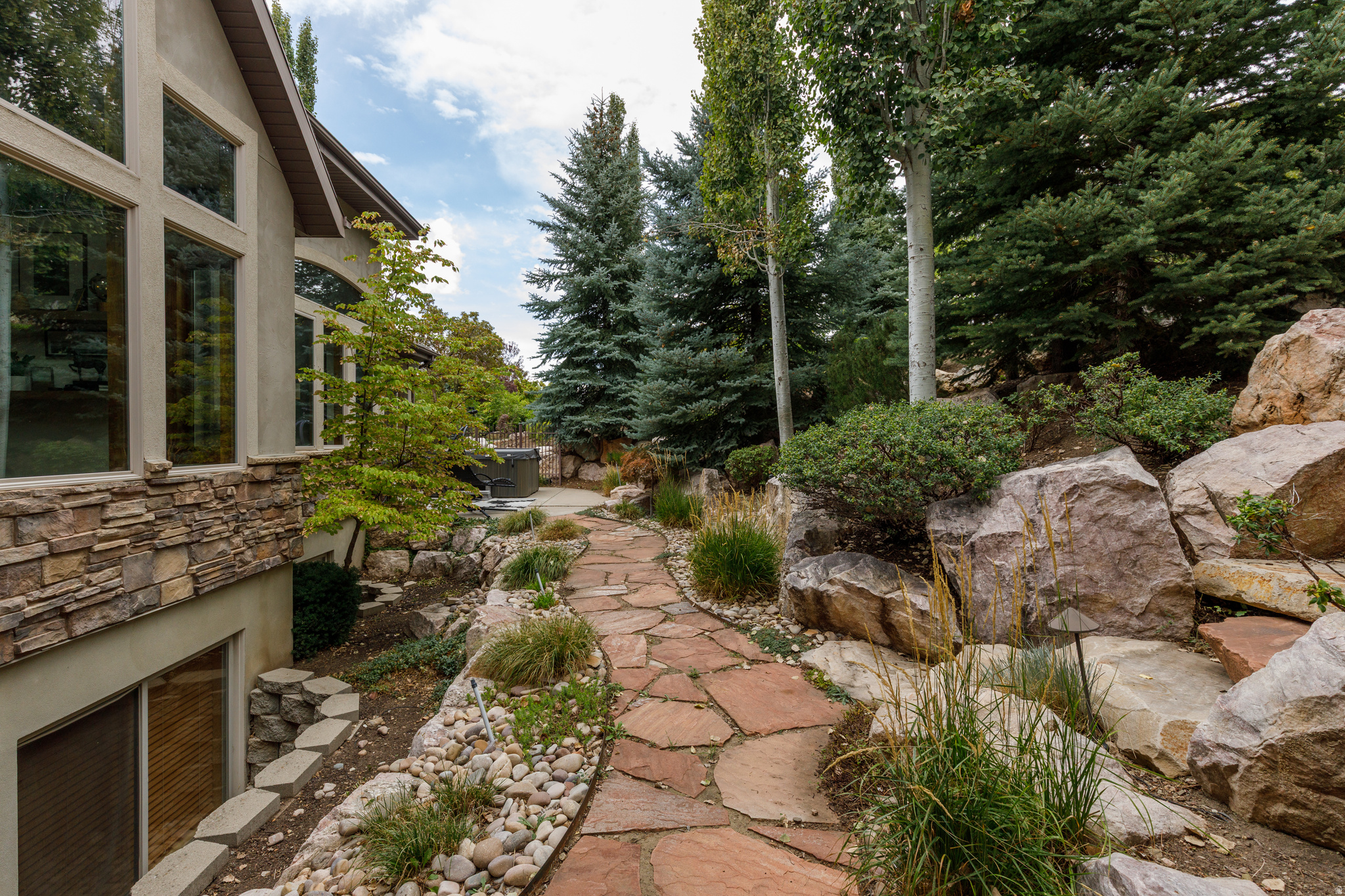 main property photo 85