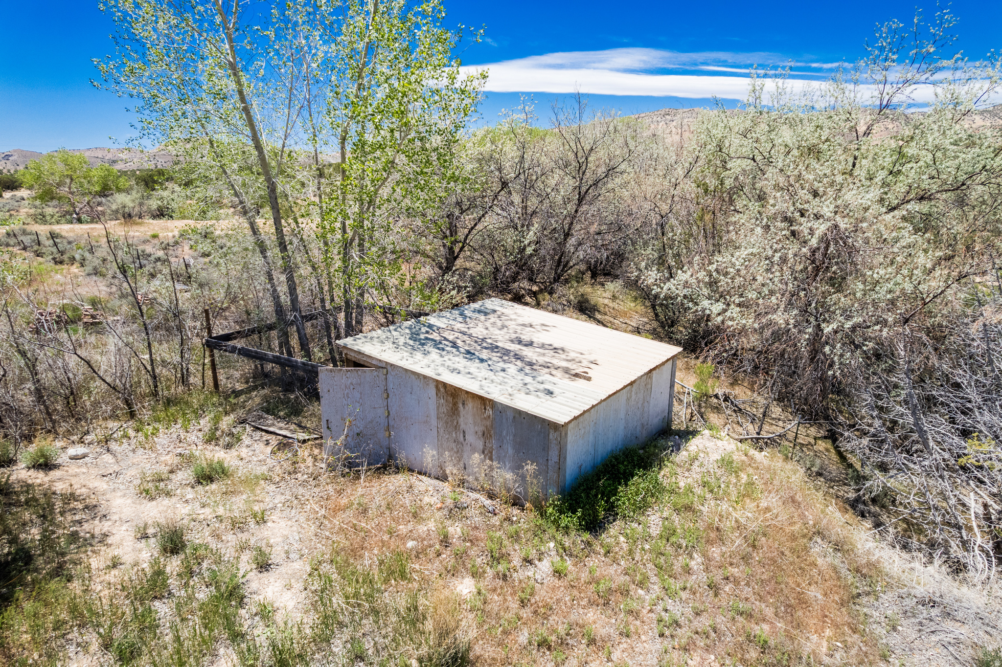 main property photo 31