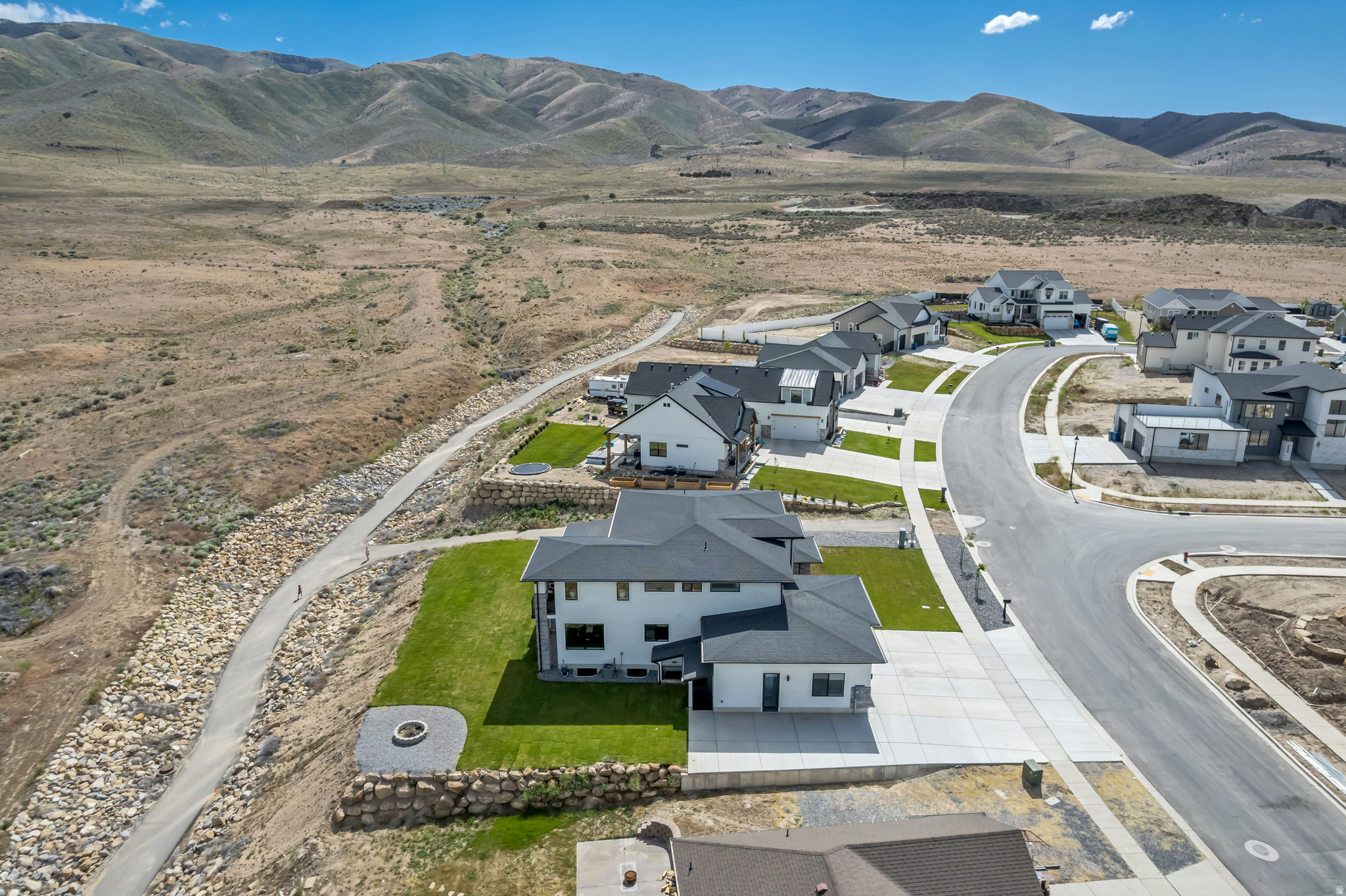 main property photo 50