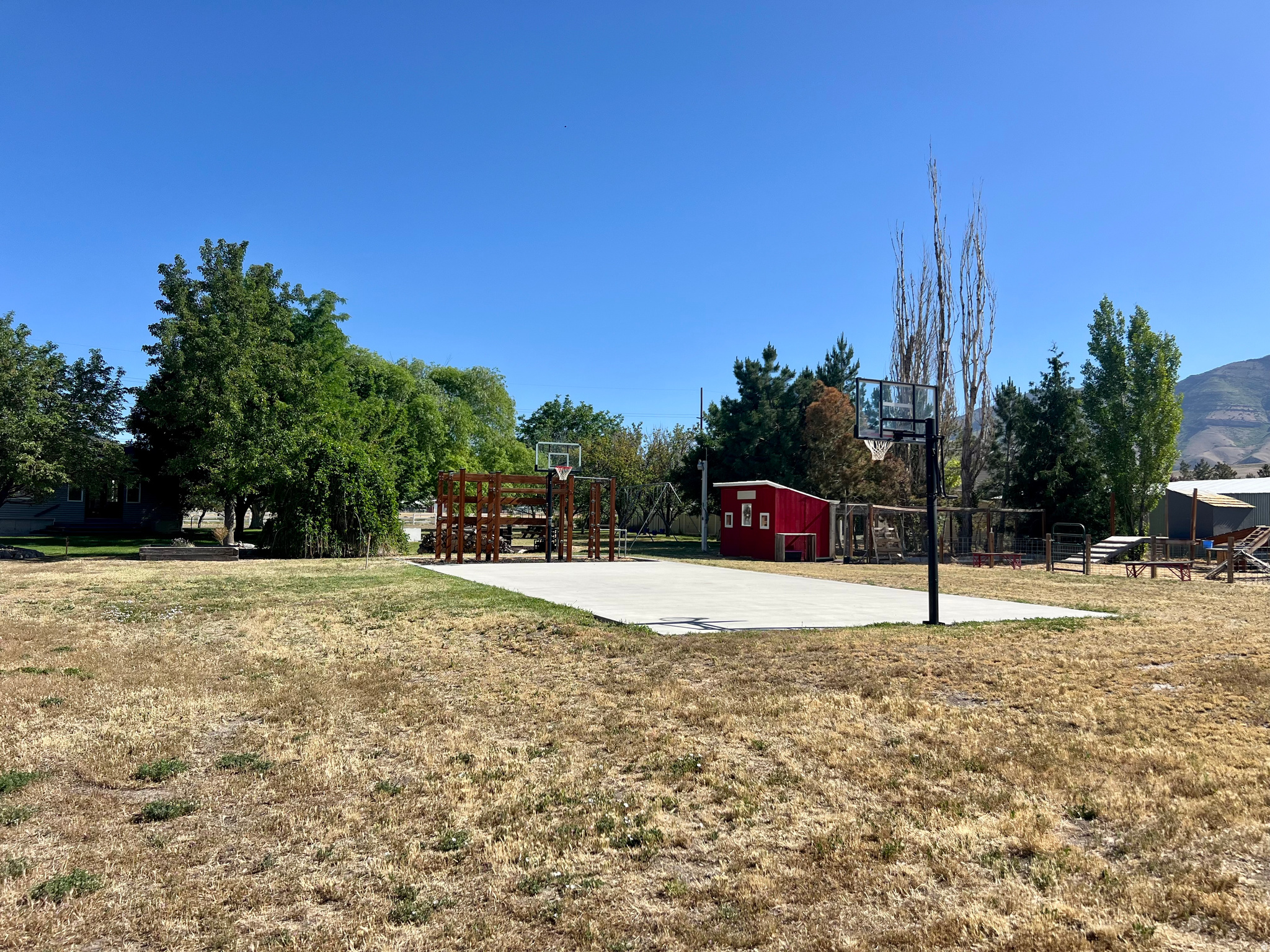 main property photo 120