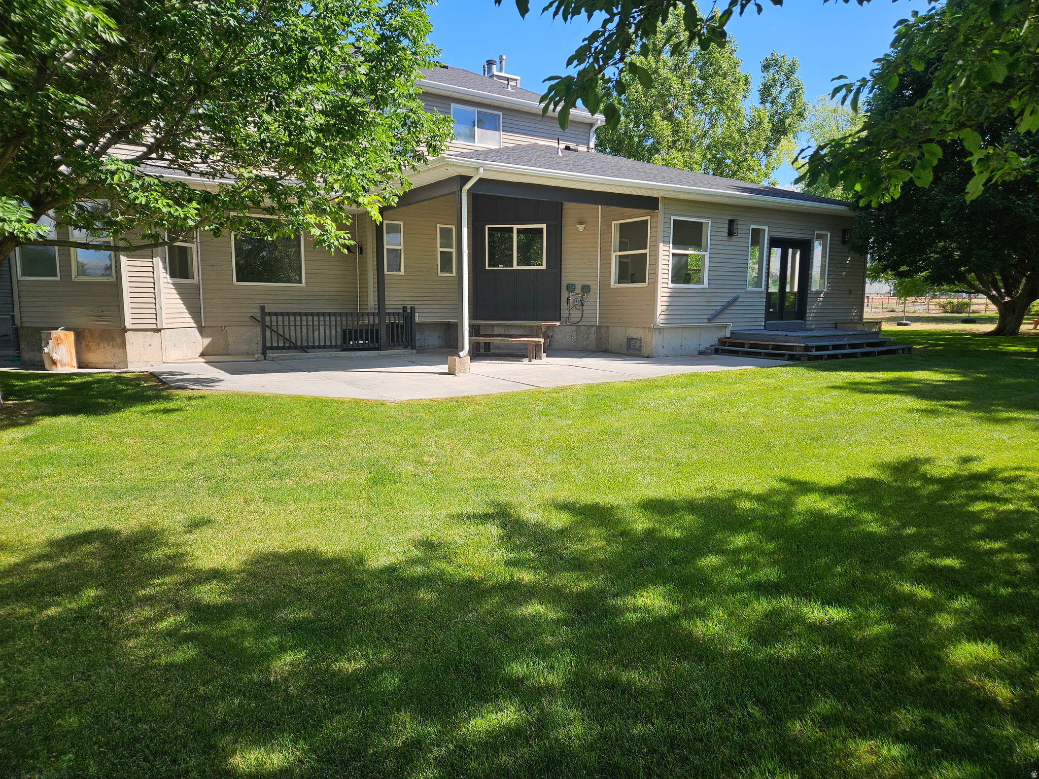 main property photo 143