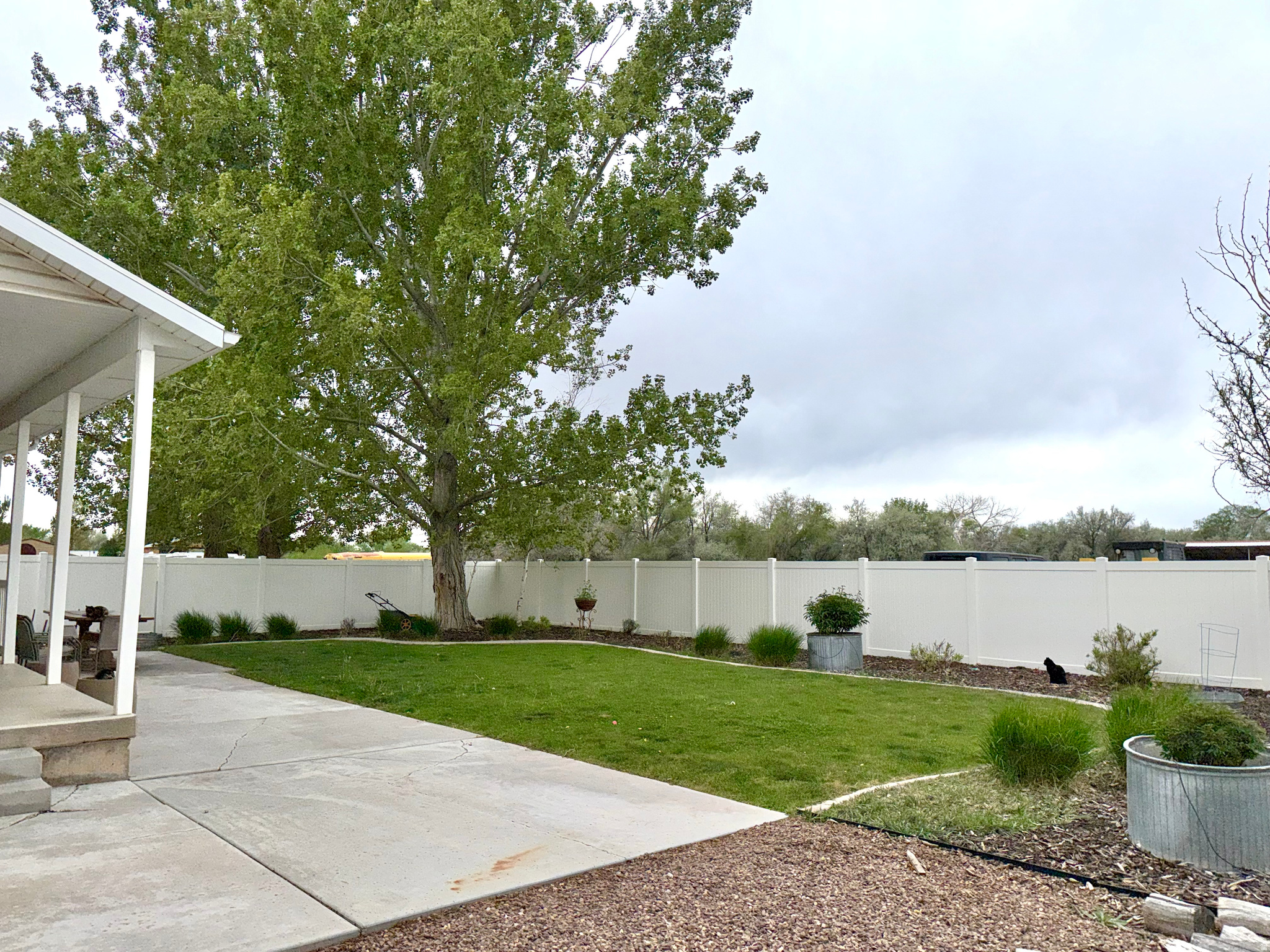 main property photo 15