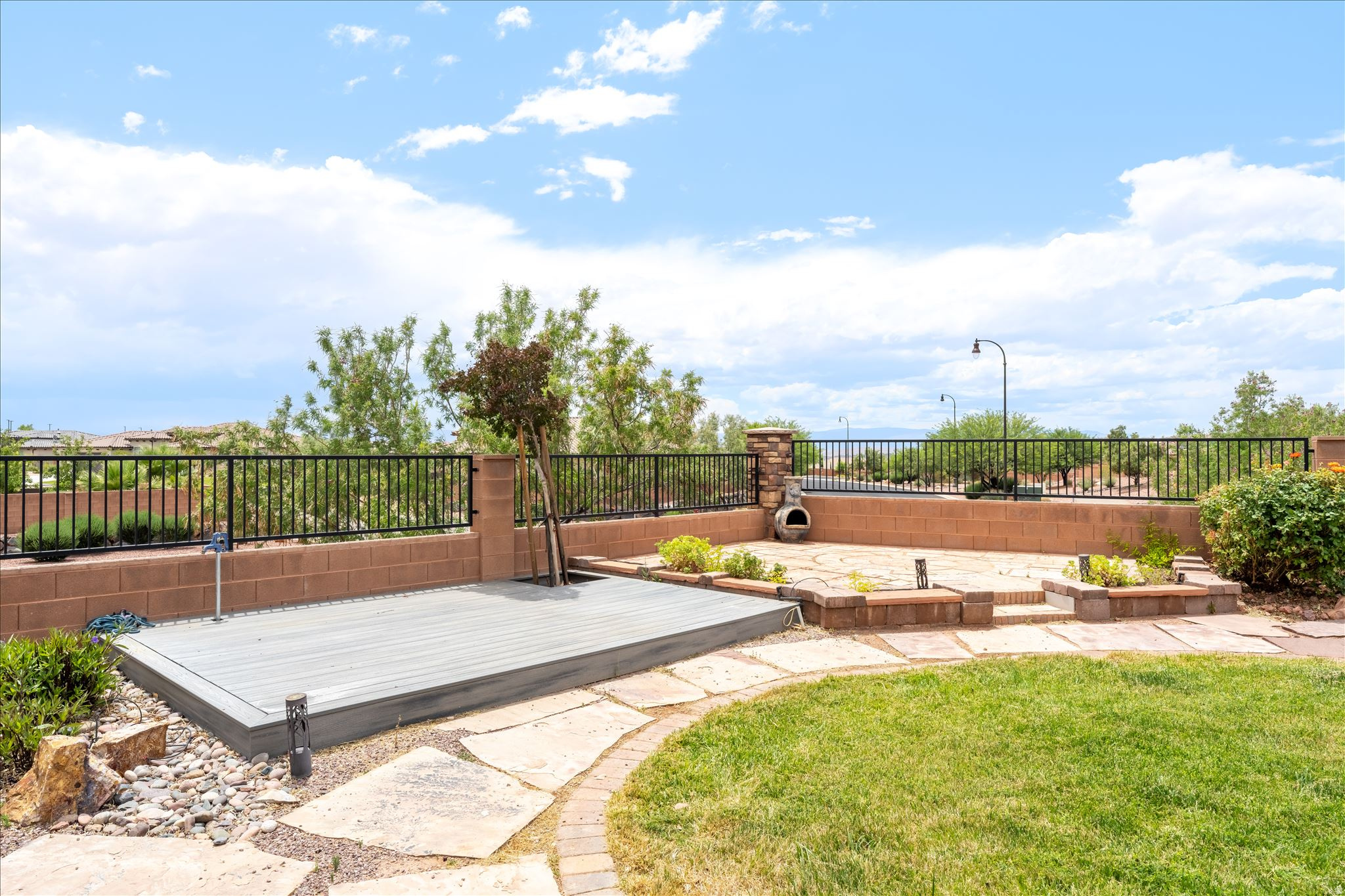 main property photo 39