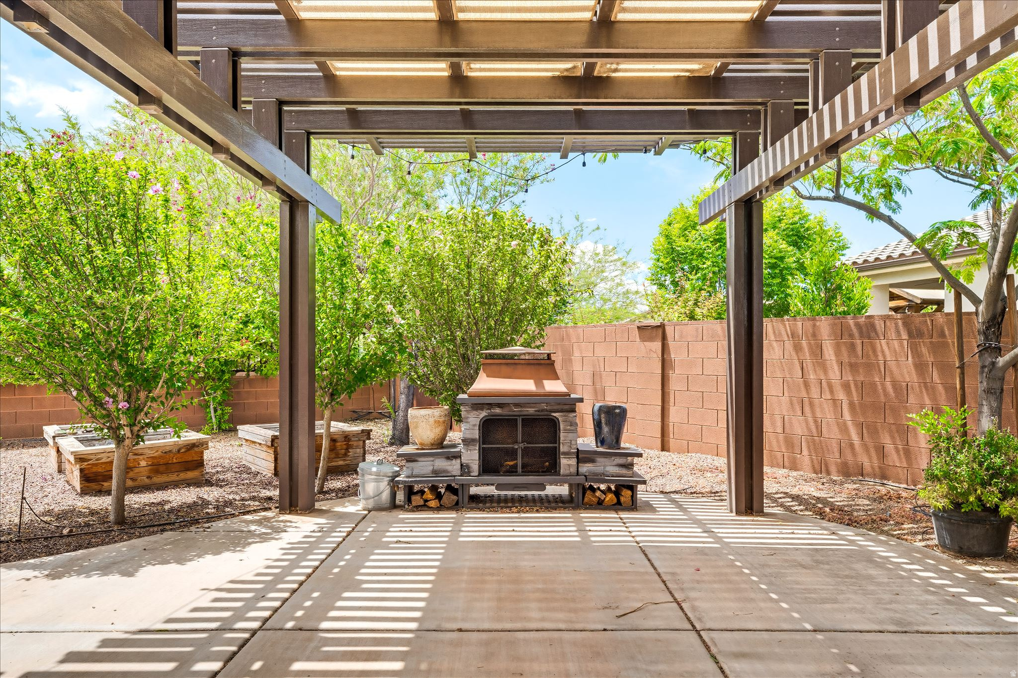 main property photo 45