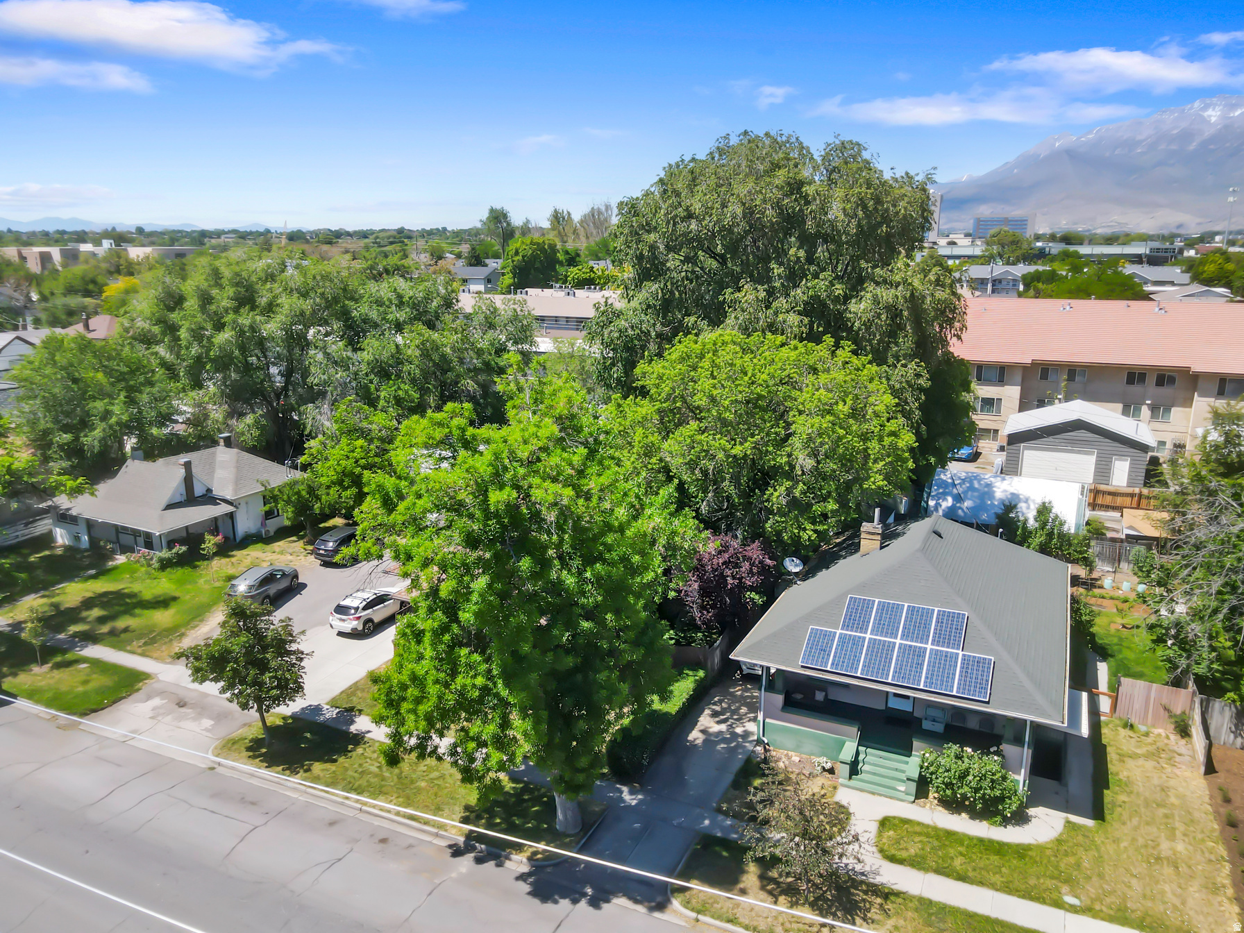 main property photo 29