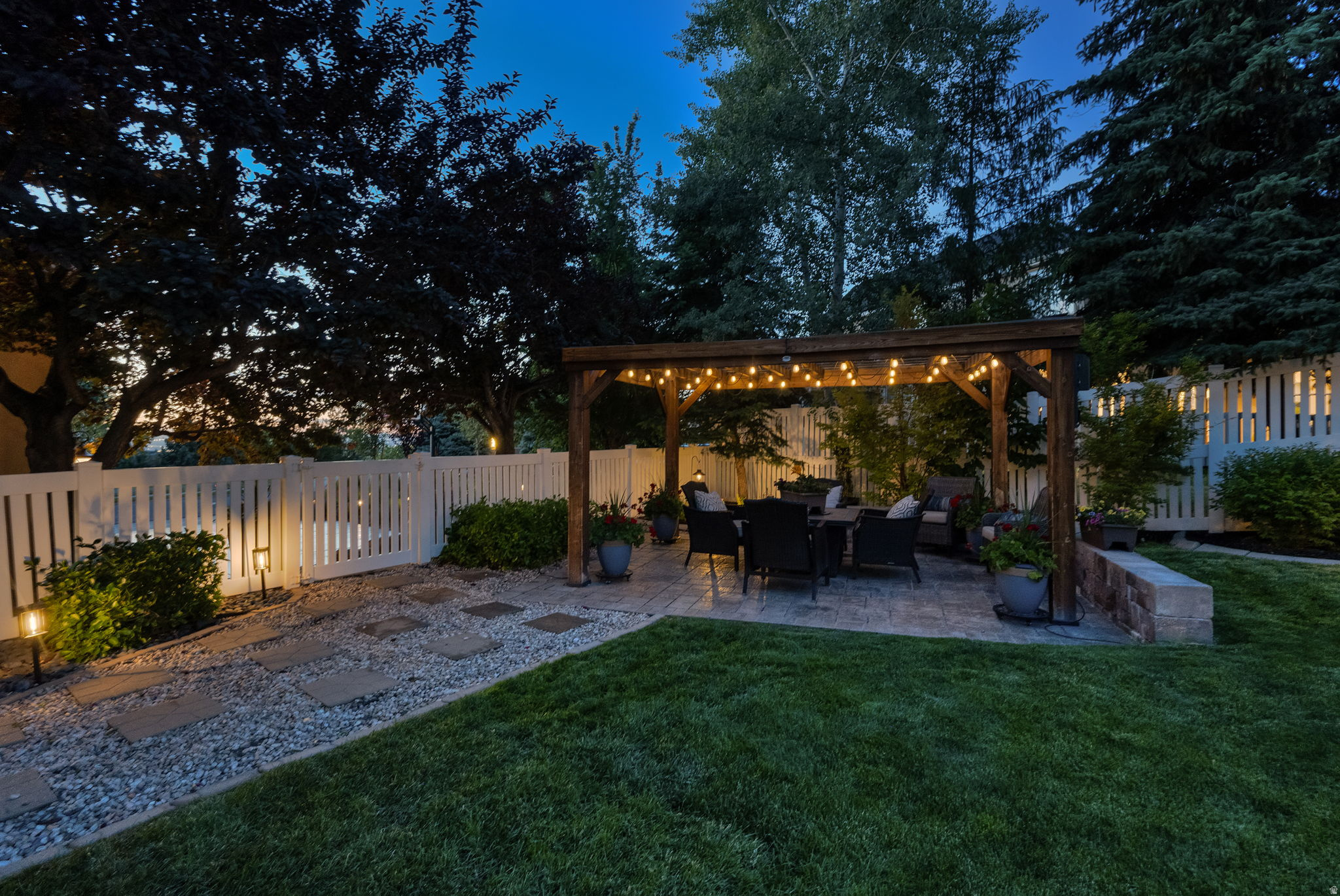 main property photo 84