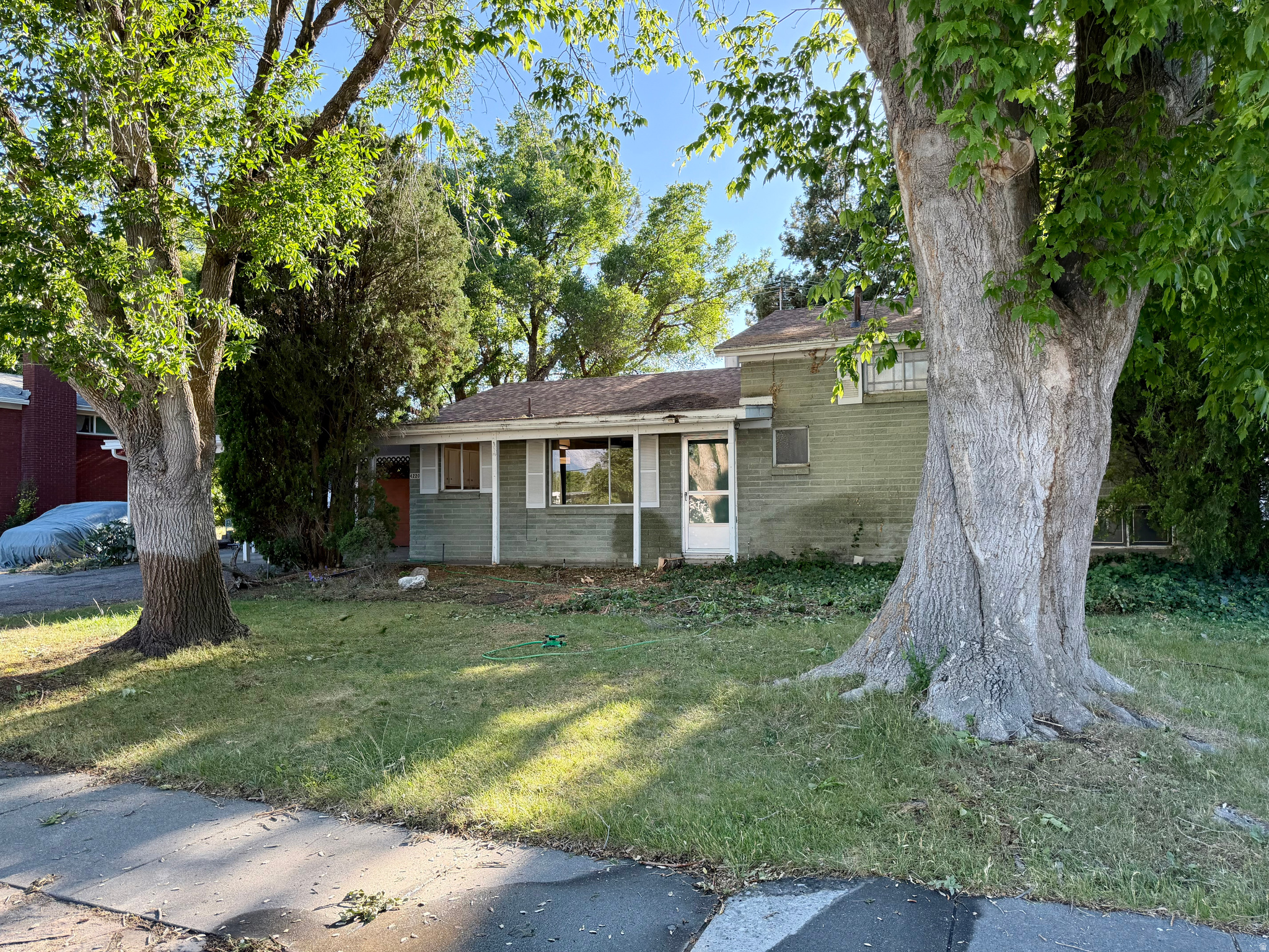 main property photo 2