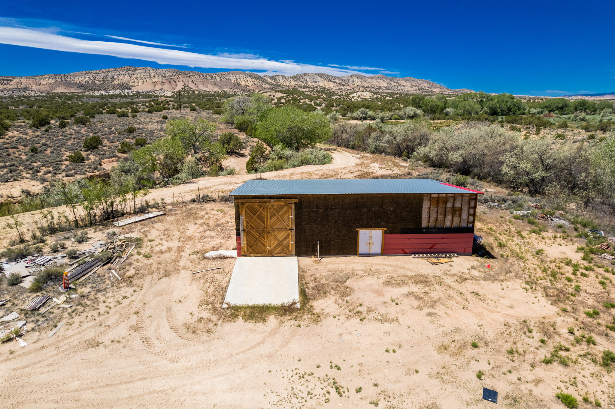 main property photo 35