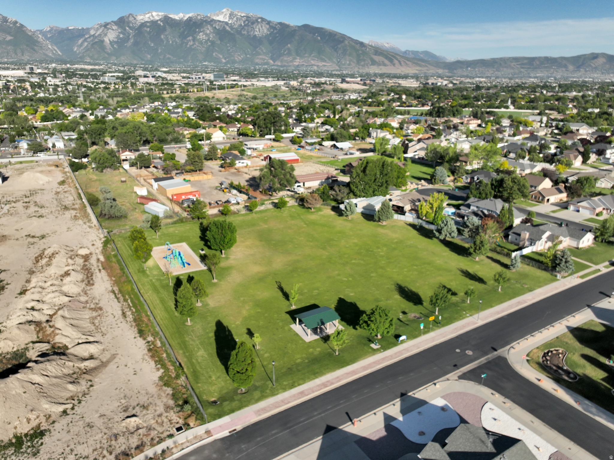 main property photo 46