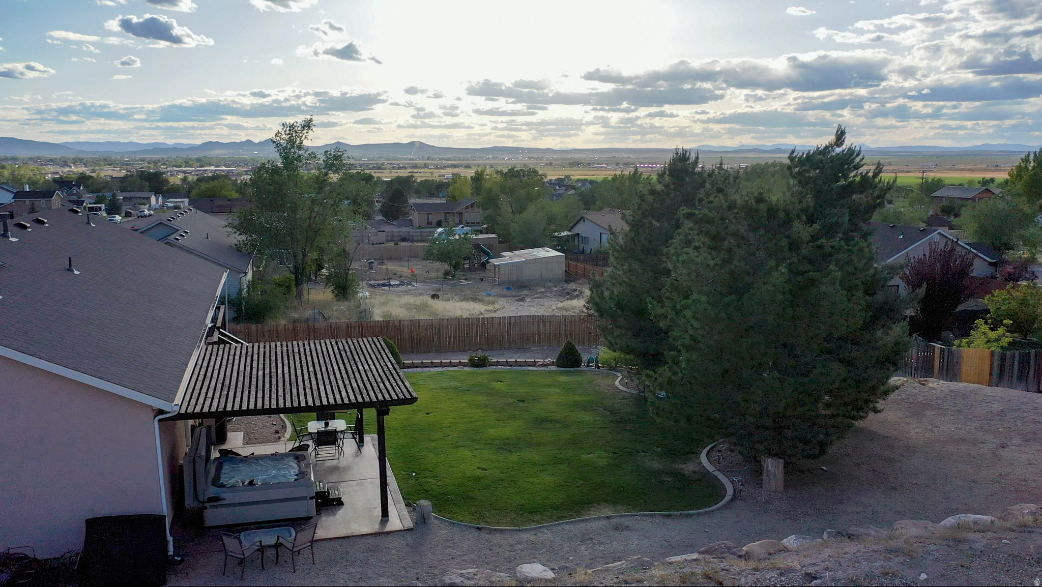 main property photo 5