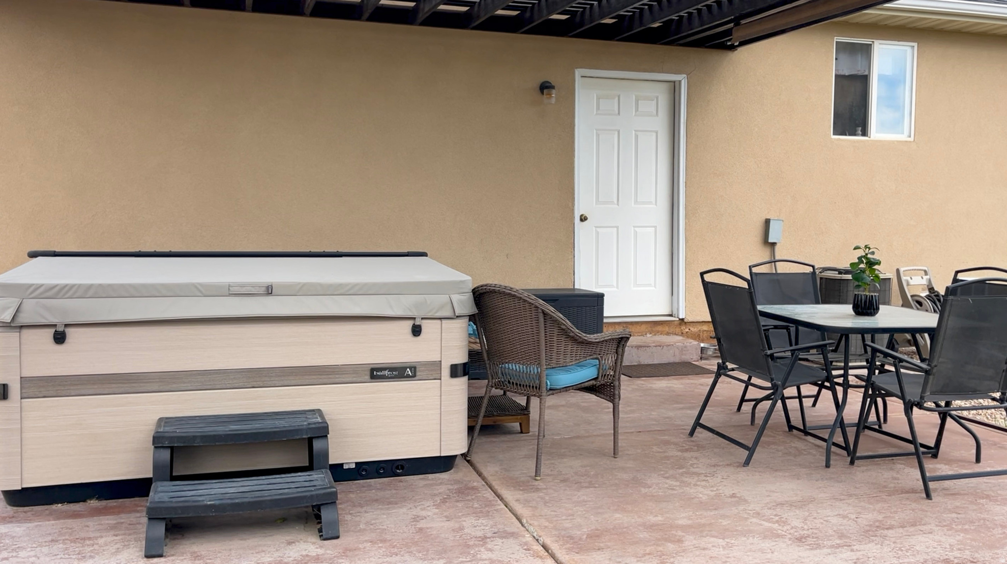 main property photo 54
