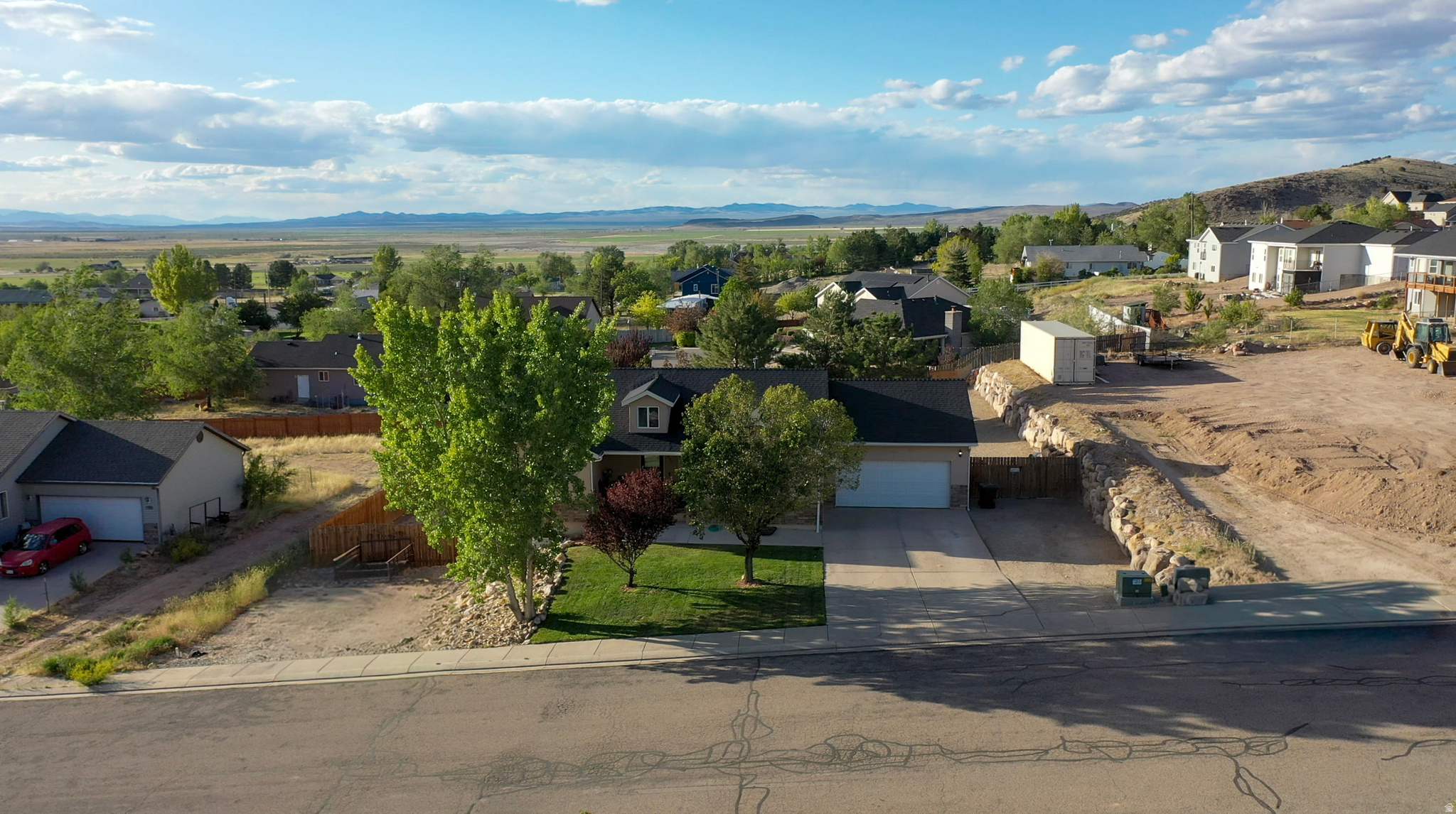 main property photo 79