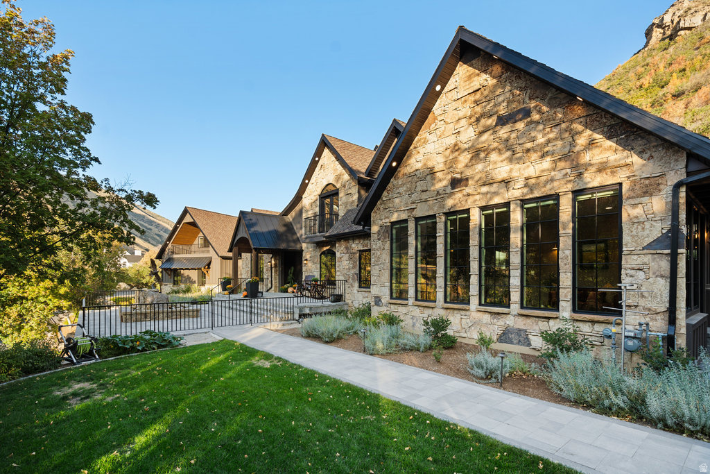 main property photo 29