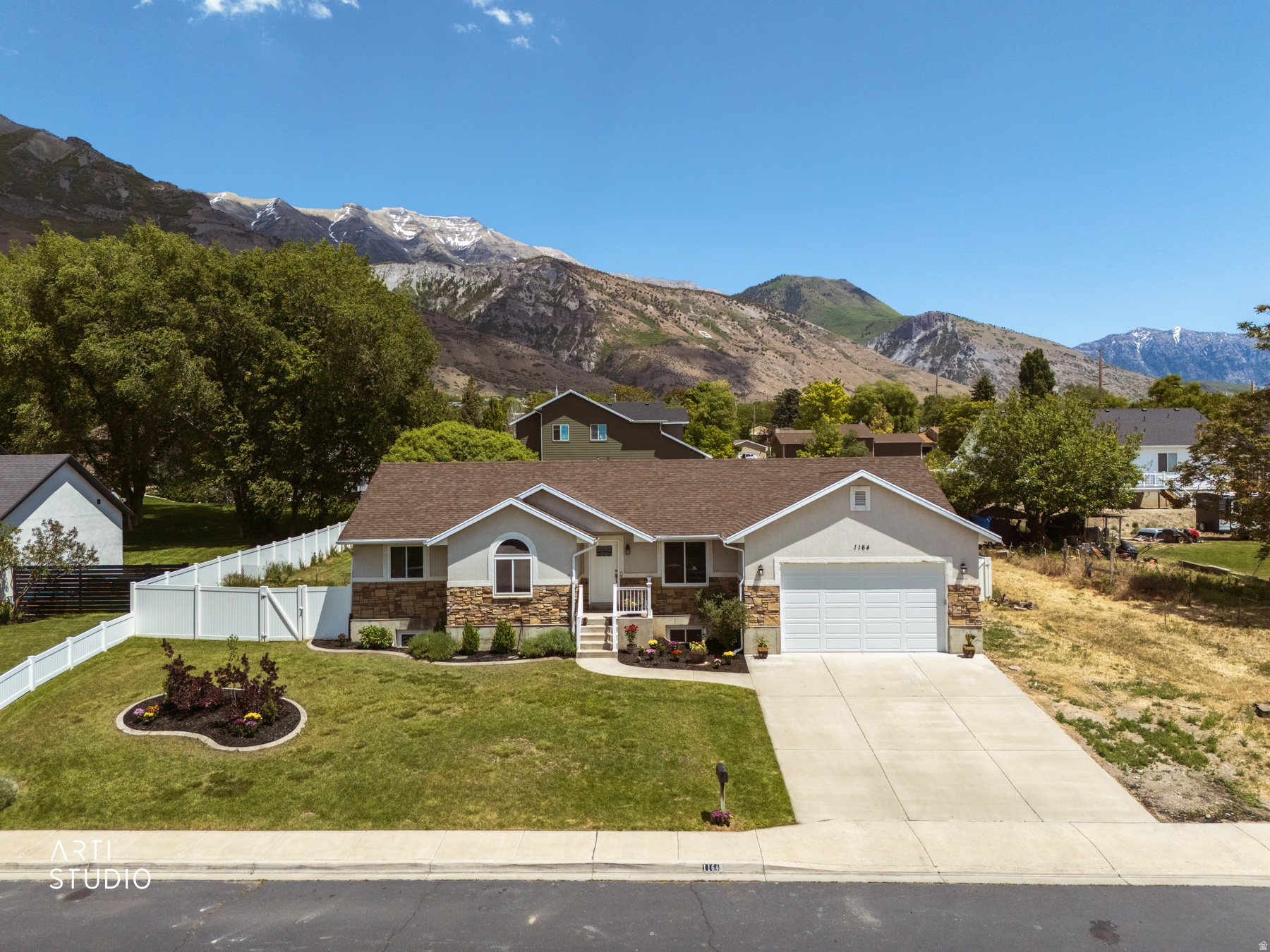 main property photo 42