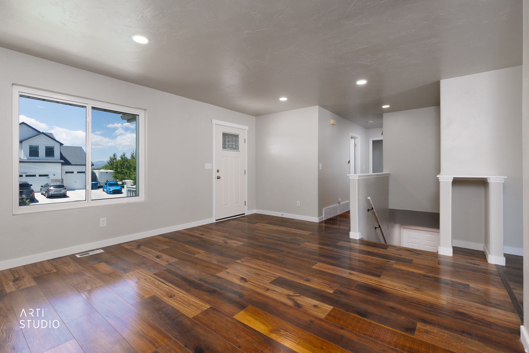 main property photo 7