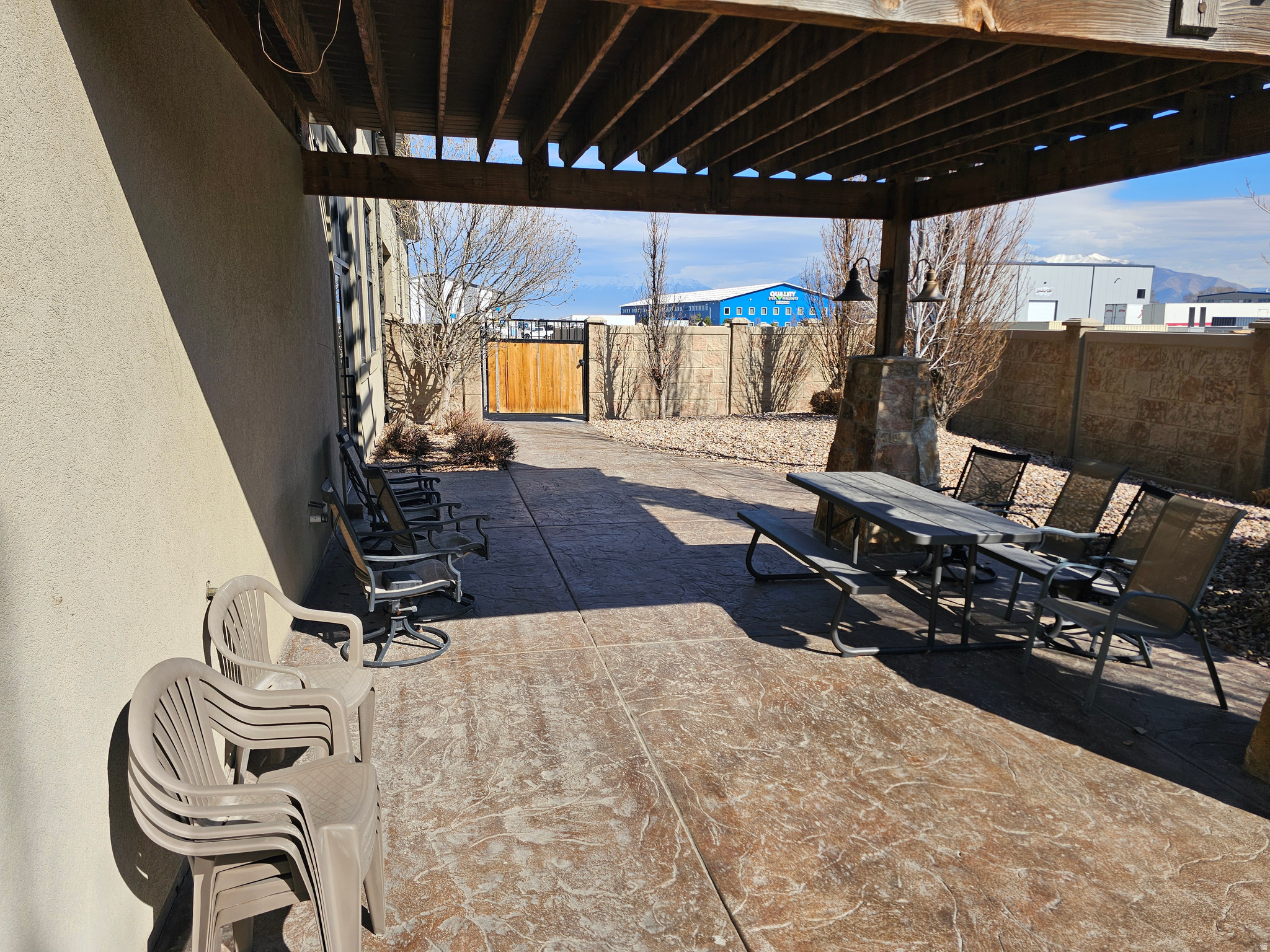 main property photo 34