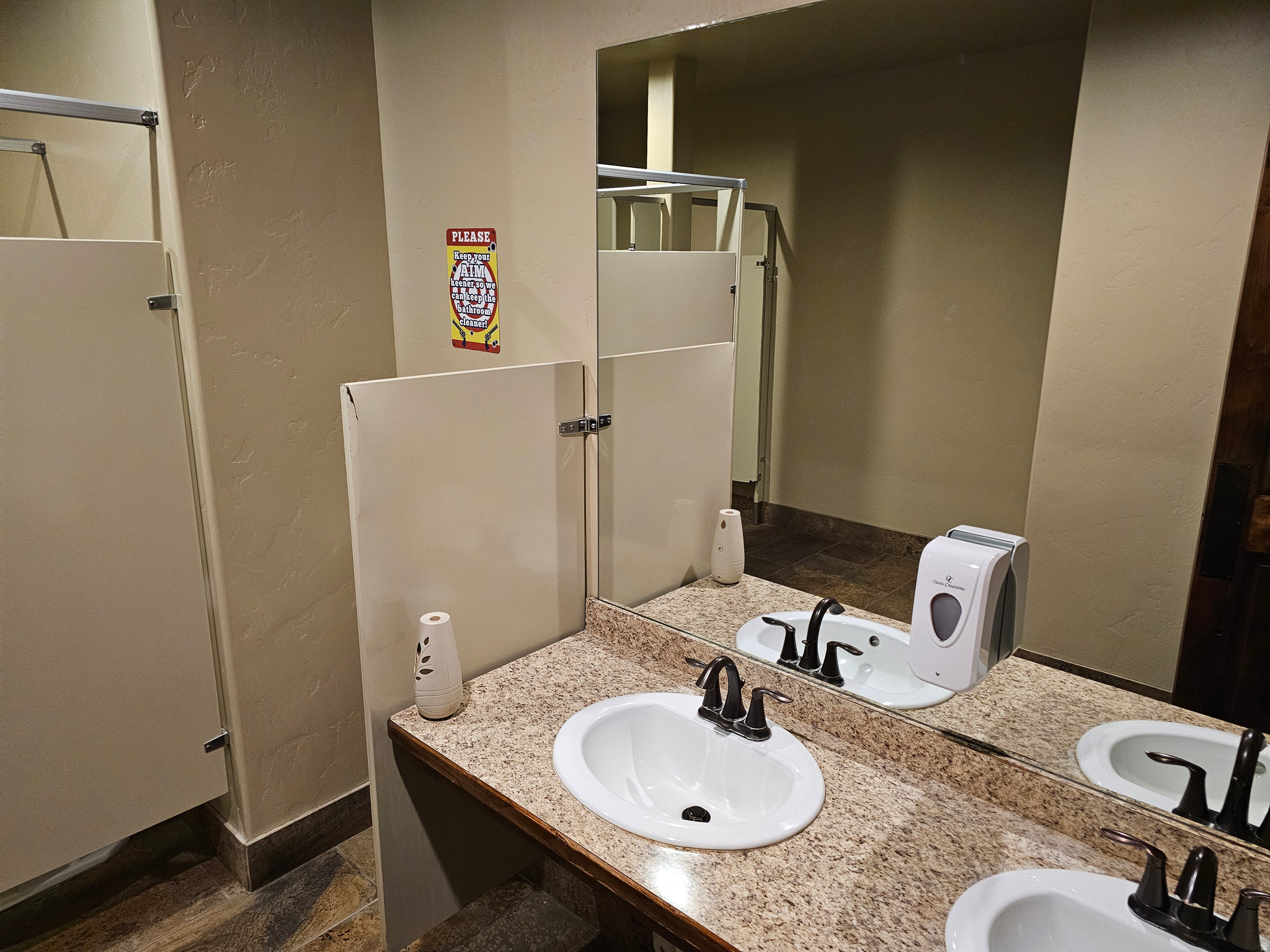 main property photo 43