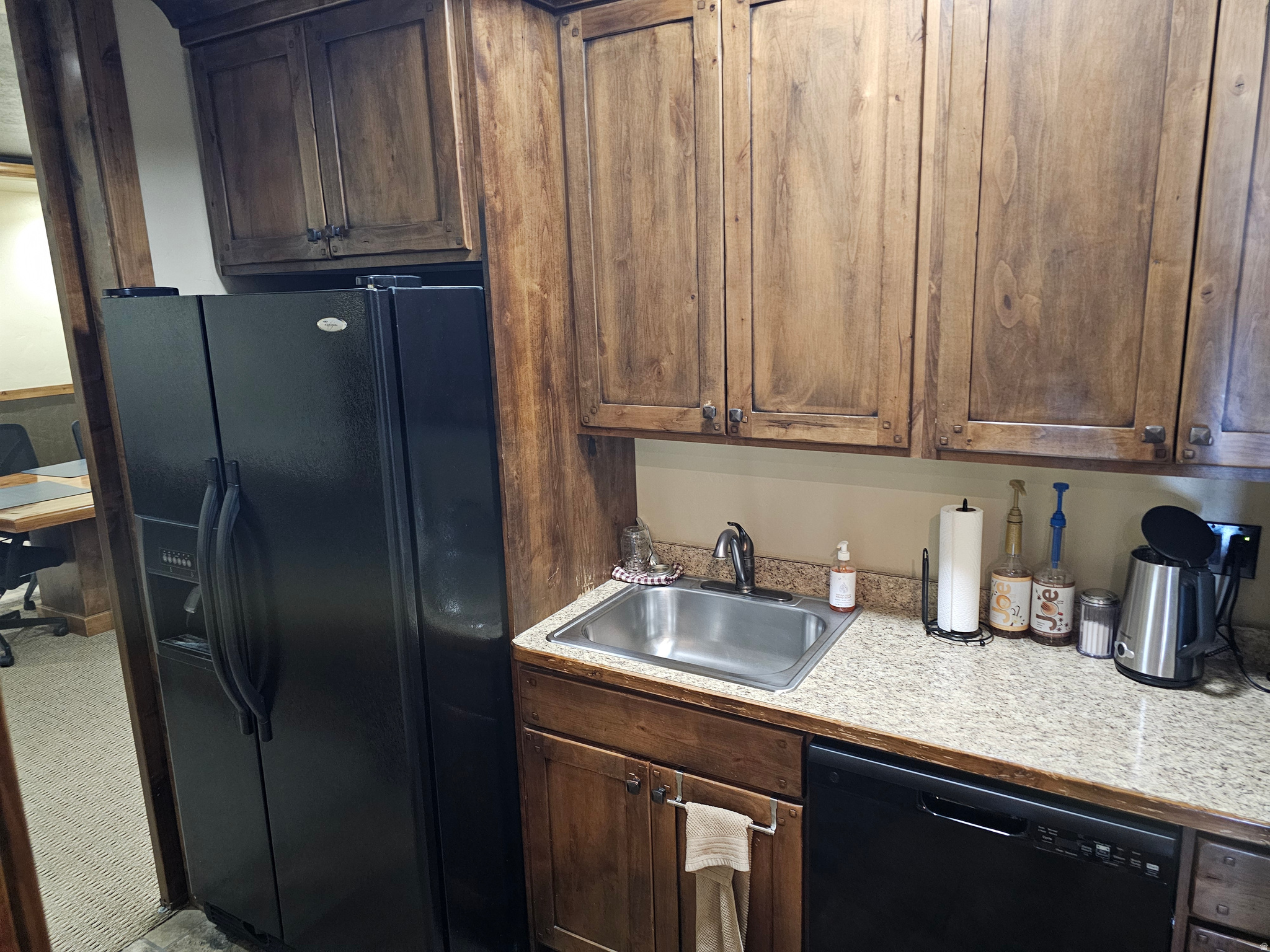 main property photo 7