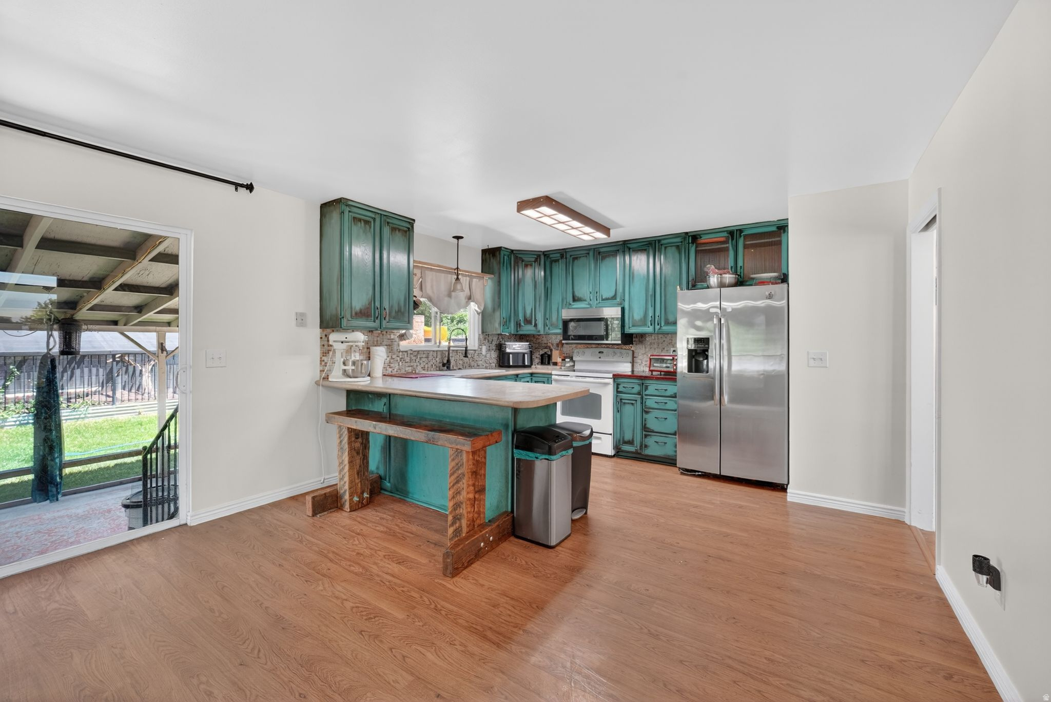 main property photo 9