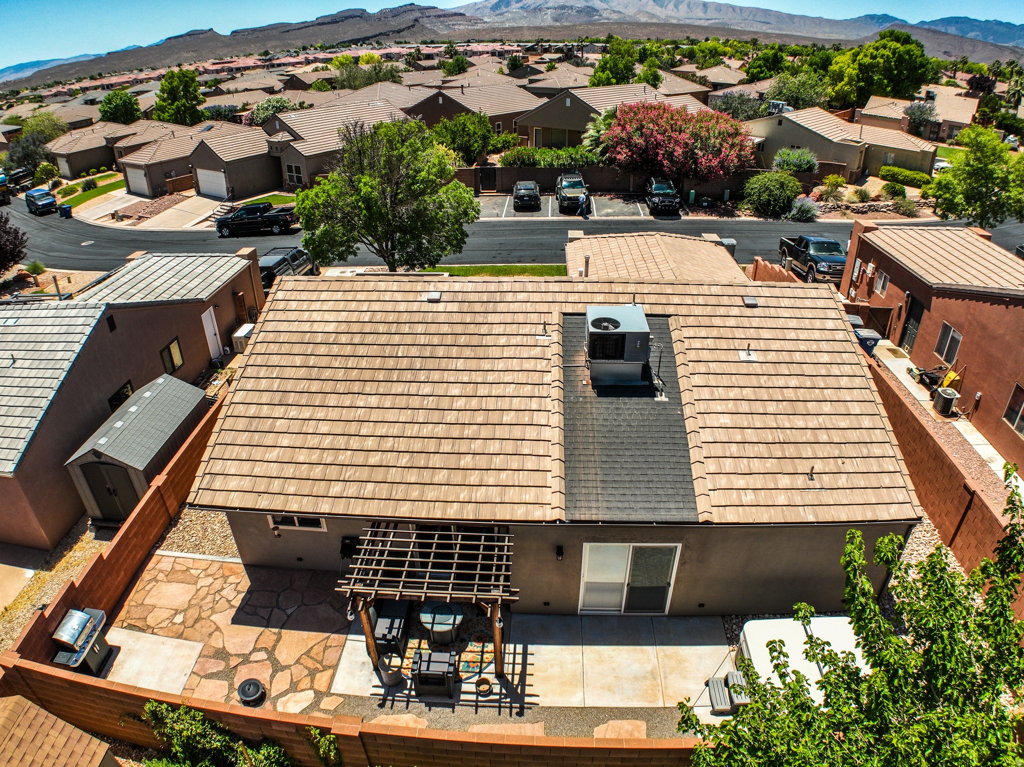 main property photo 33