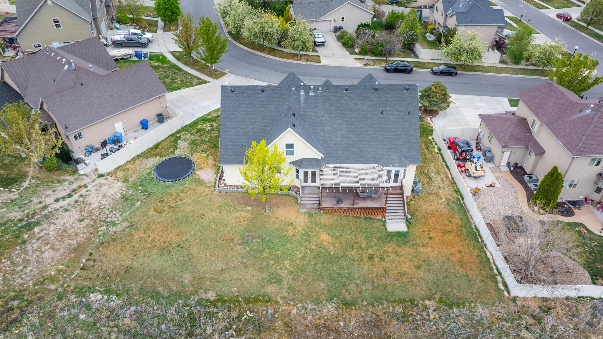 main property photo 6