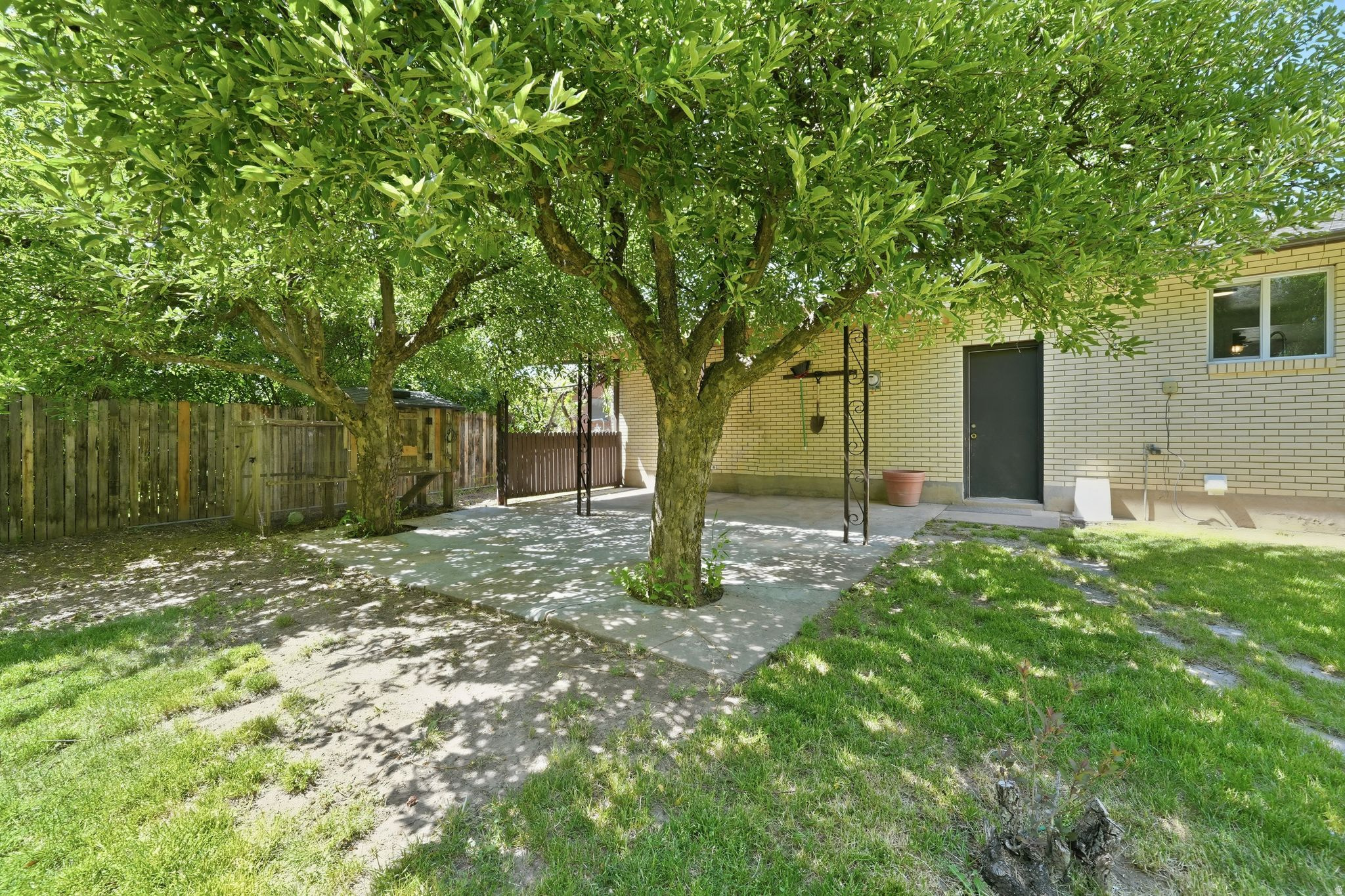 main property photo 43