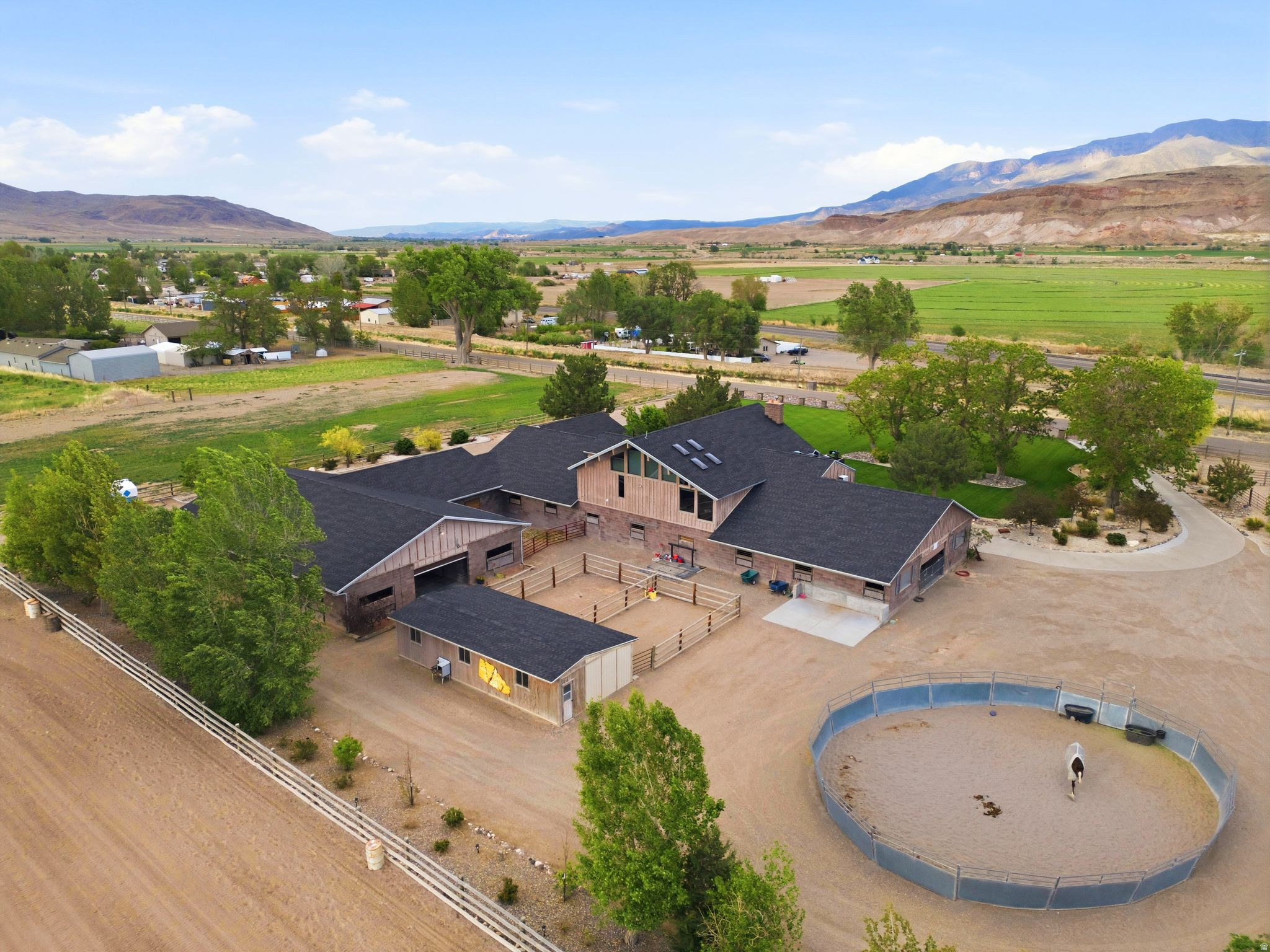 main property photo 49