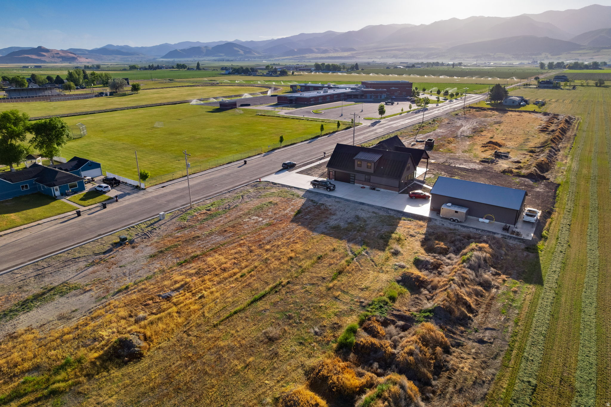 main property photo 15