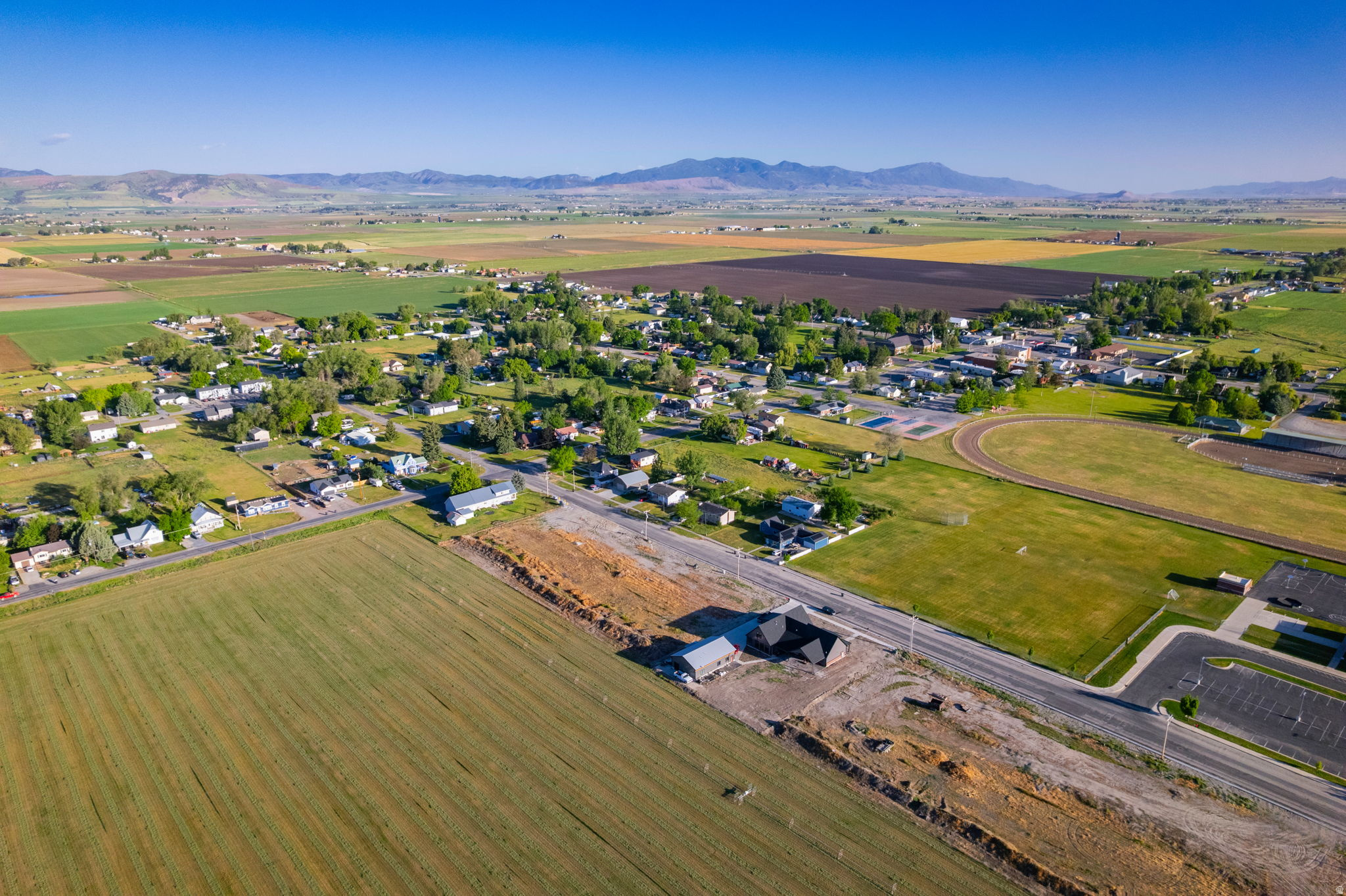 main property photo 17