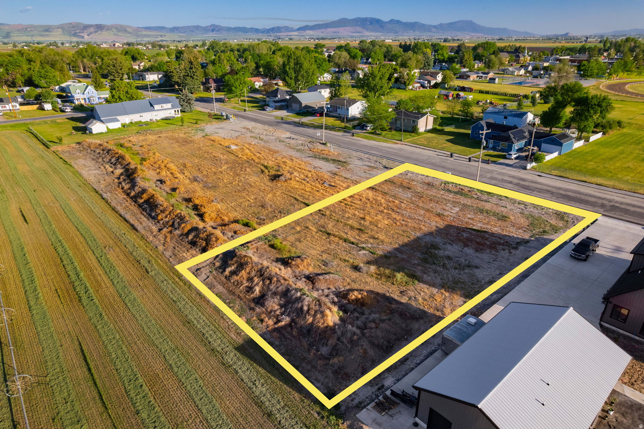 main property photo 3