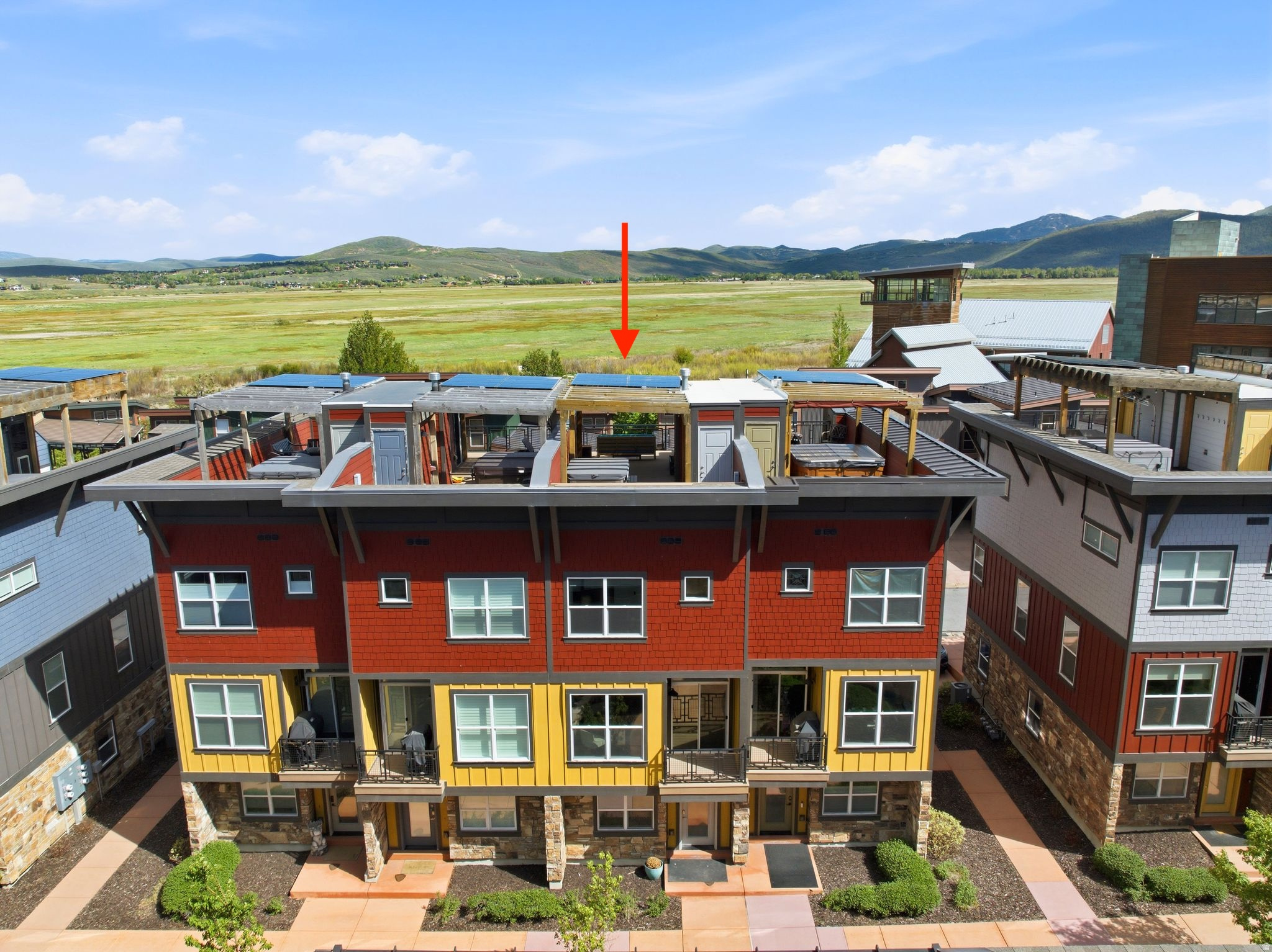 main property photo 28