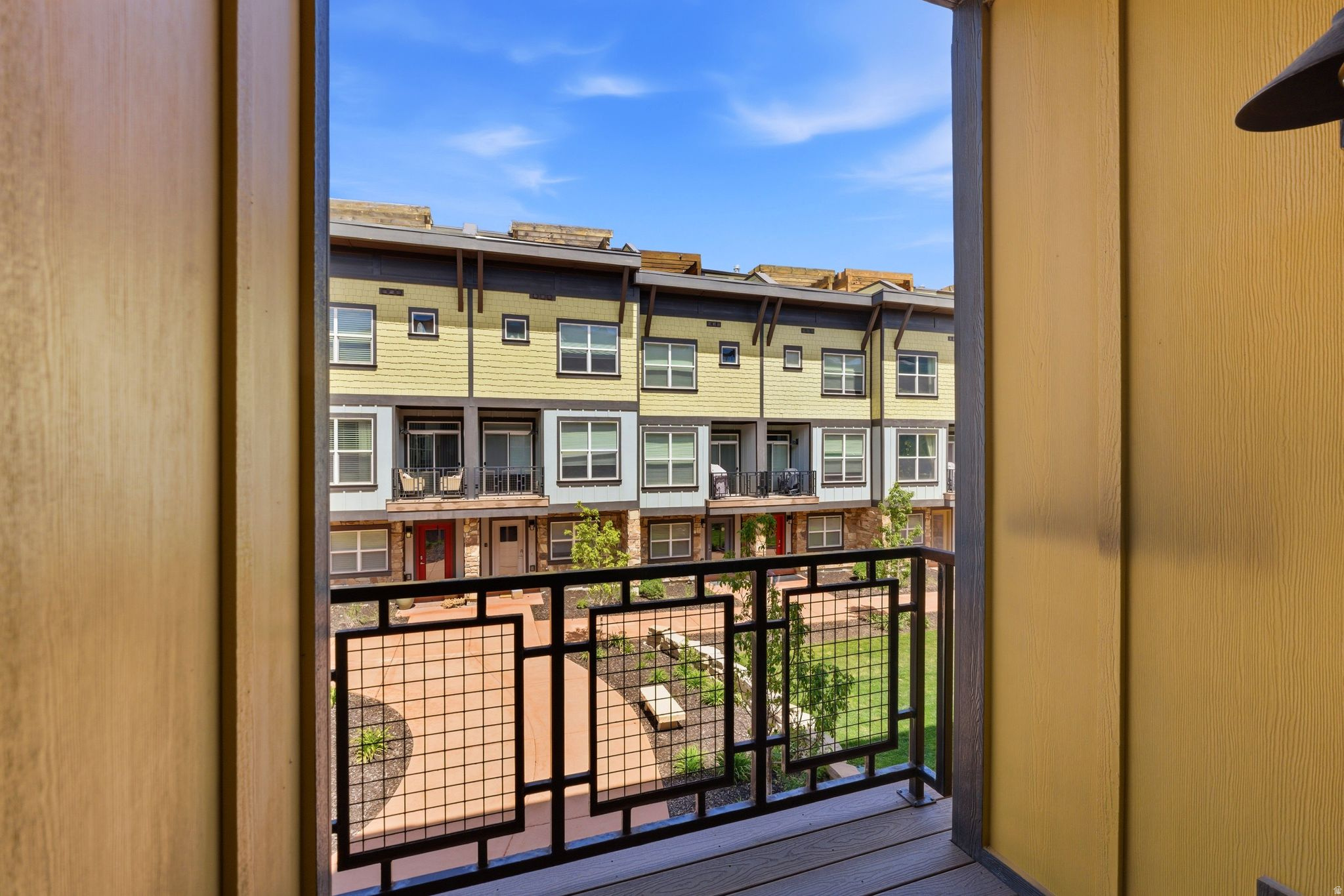 main property photo 8