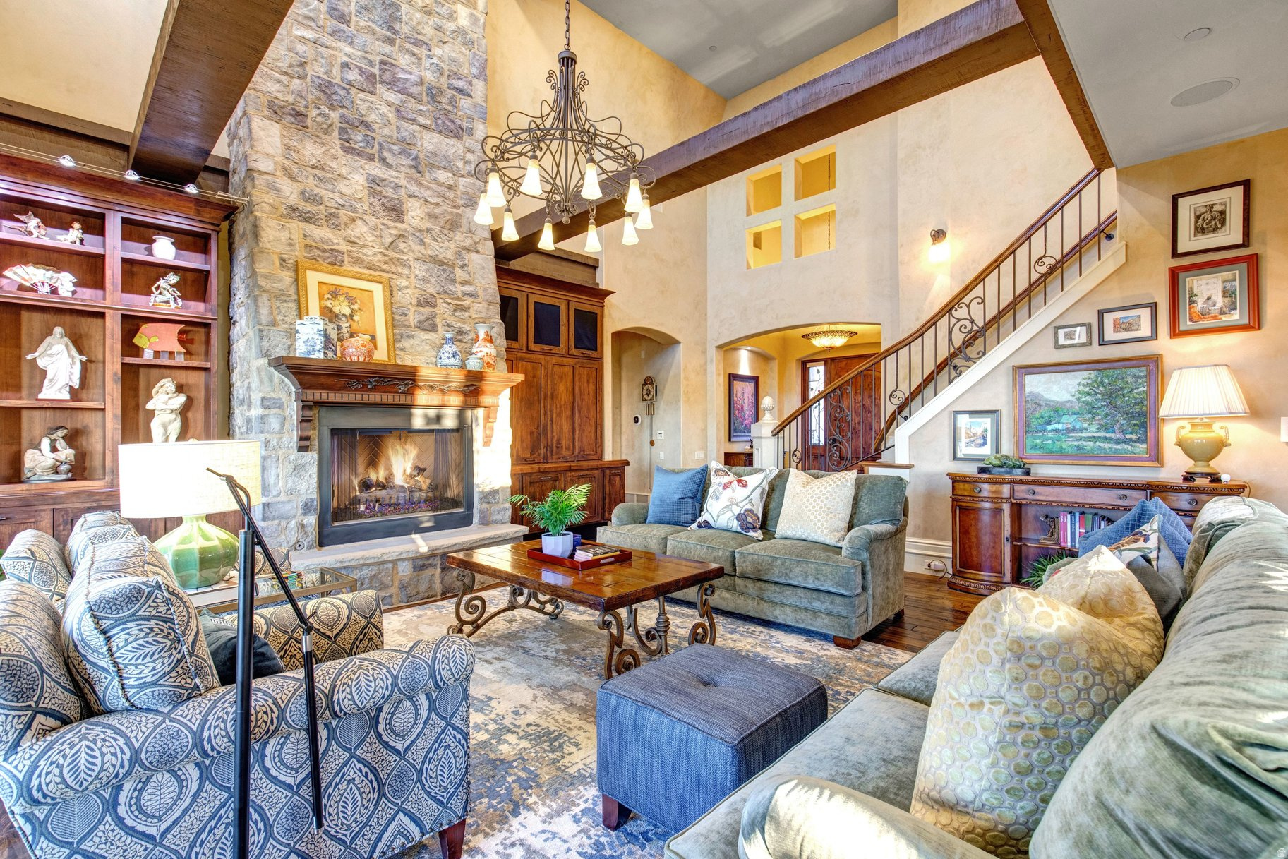 main property photo 13