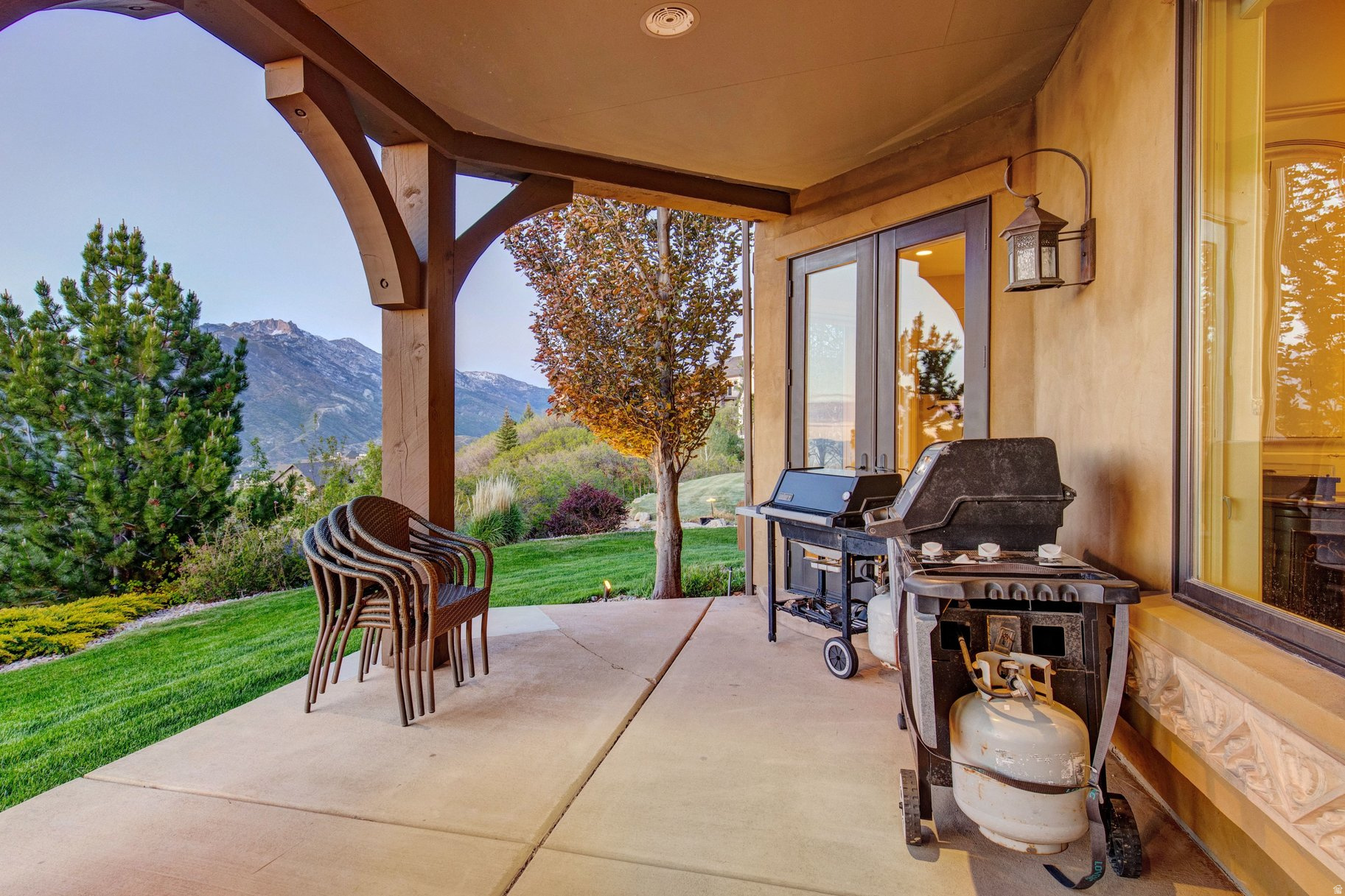 main property photo 60