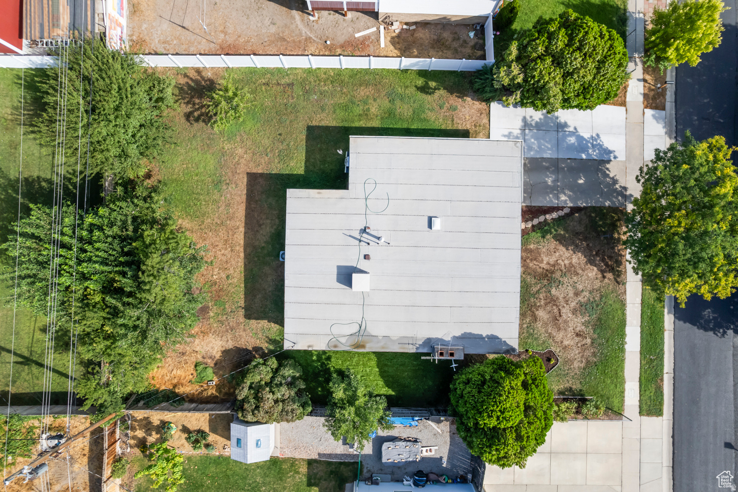 main property photo 21