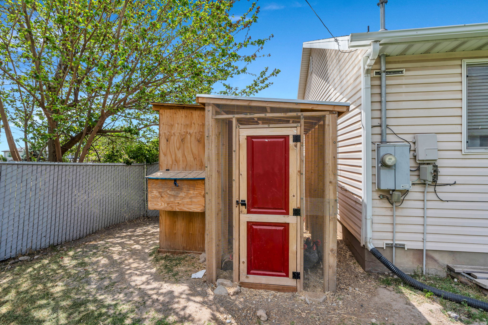 main property photo 43