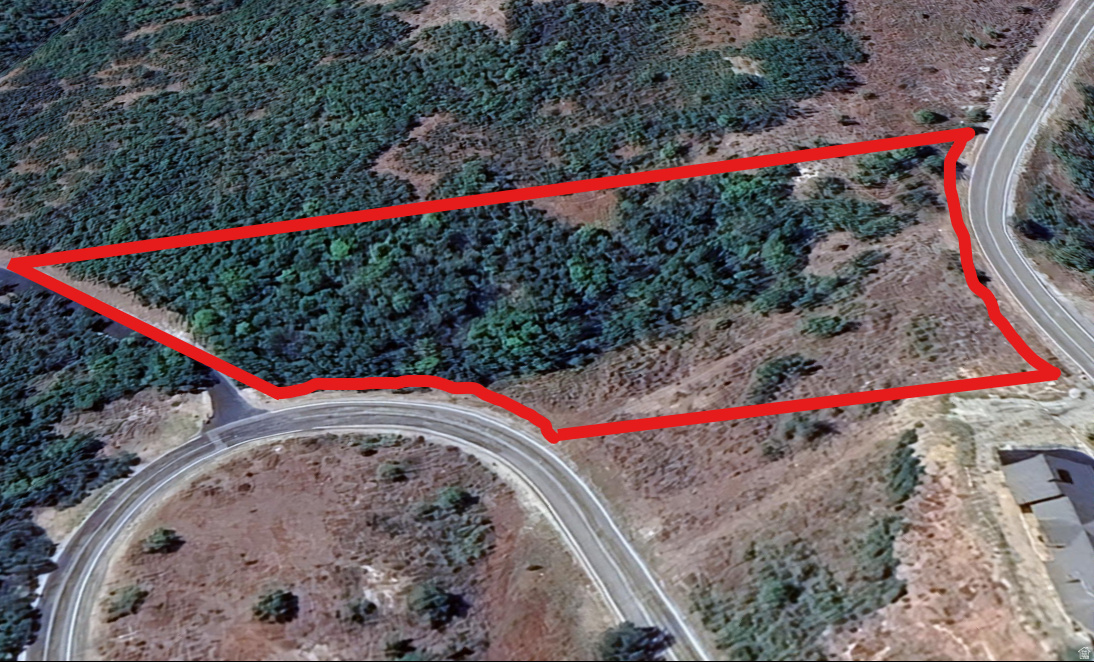 main property photo 12