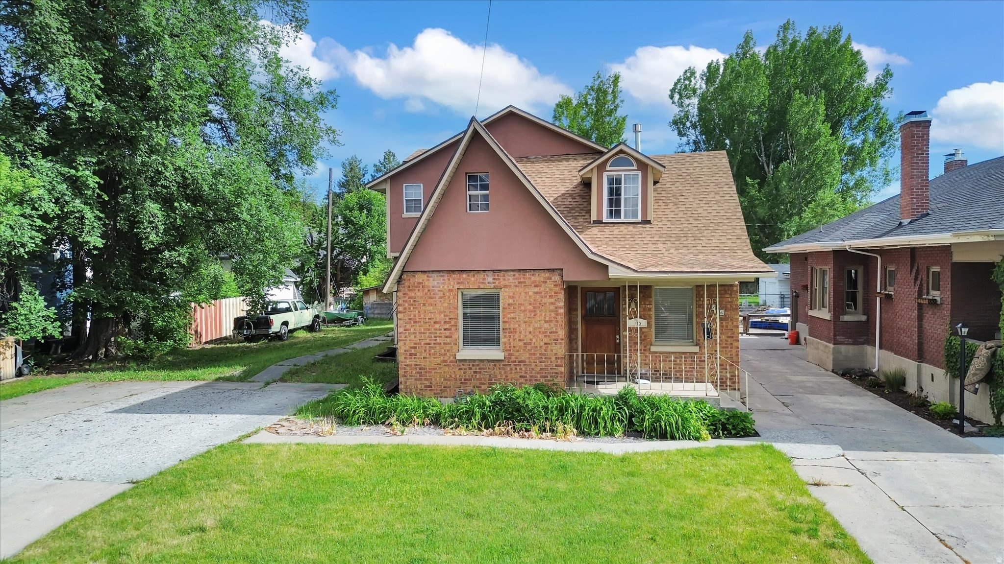 main property photo 38