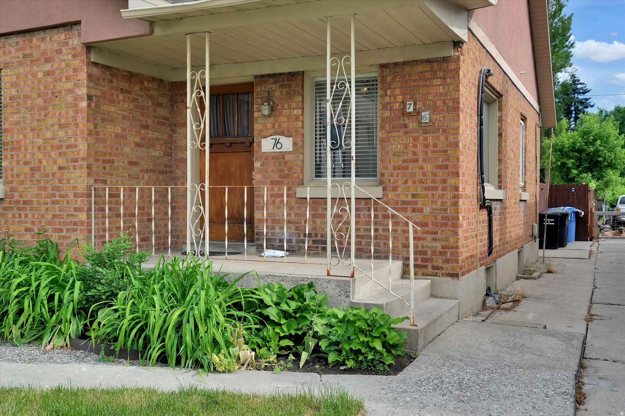 main property photo 41