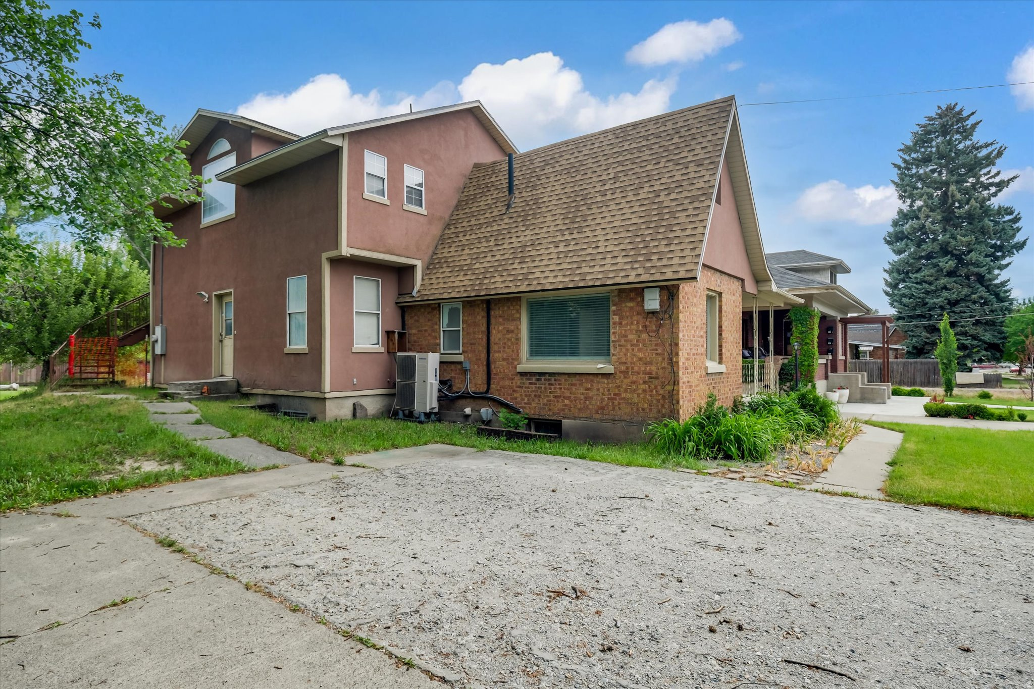 main property photo 42