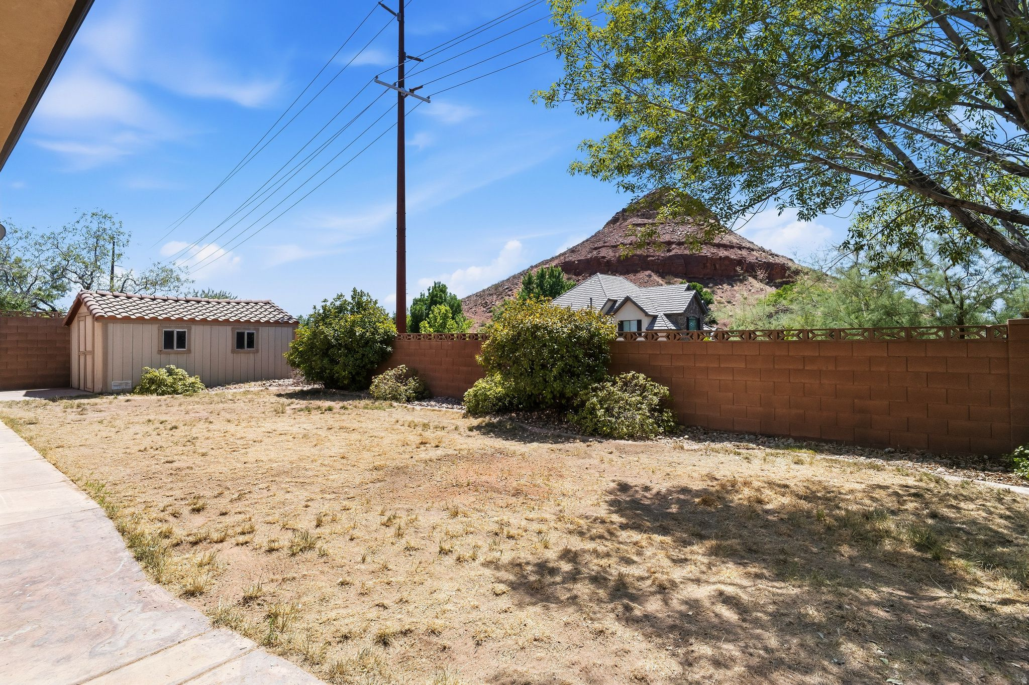 main property photo 34